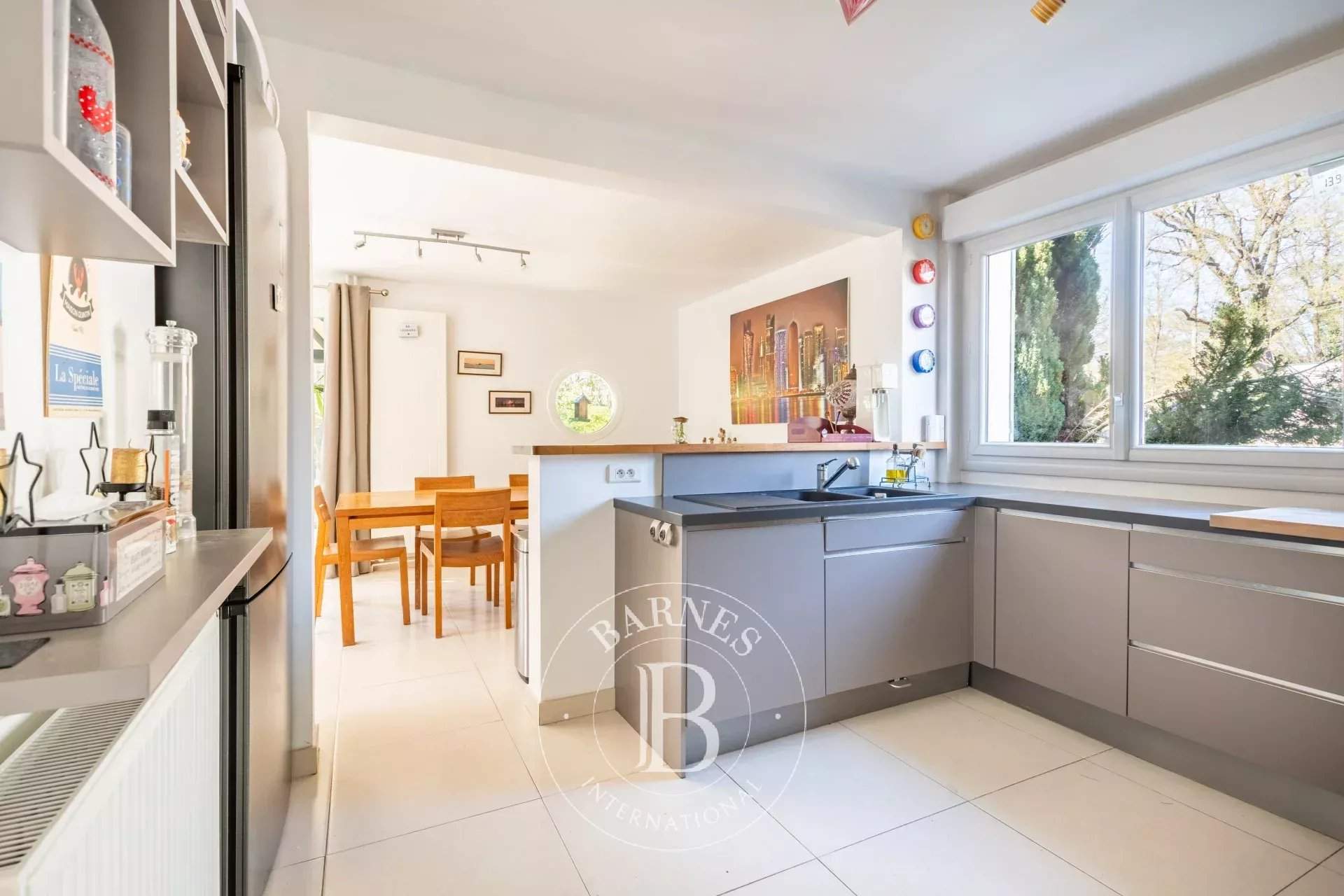 L'Étang-la-Ville  - Maison 9 Pi&egrave;ces 5 Chambres - picture 15