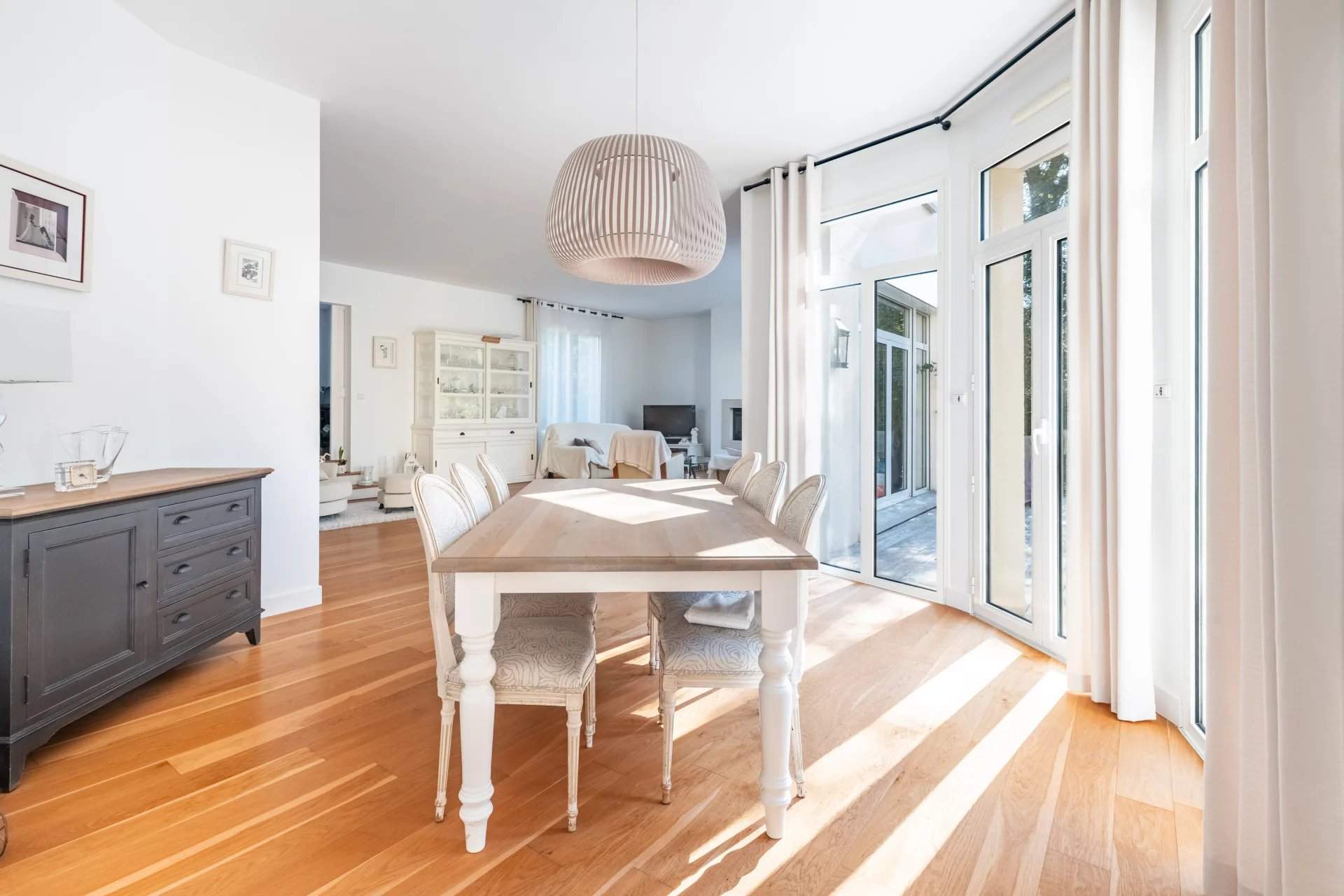 L'Étang-la-Ville  - Casa 9 Cuartos 4 Habitaciones - picture 9