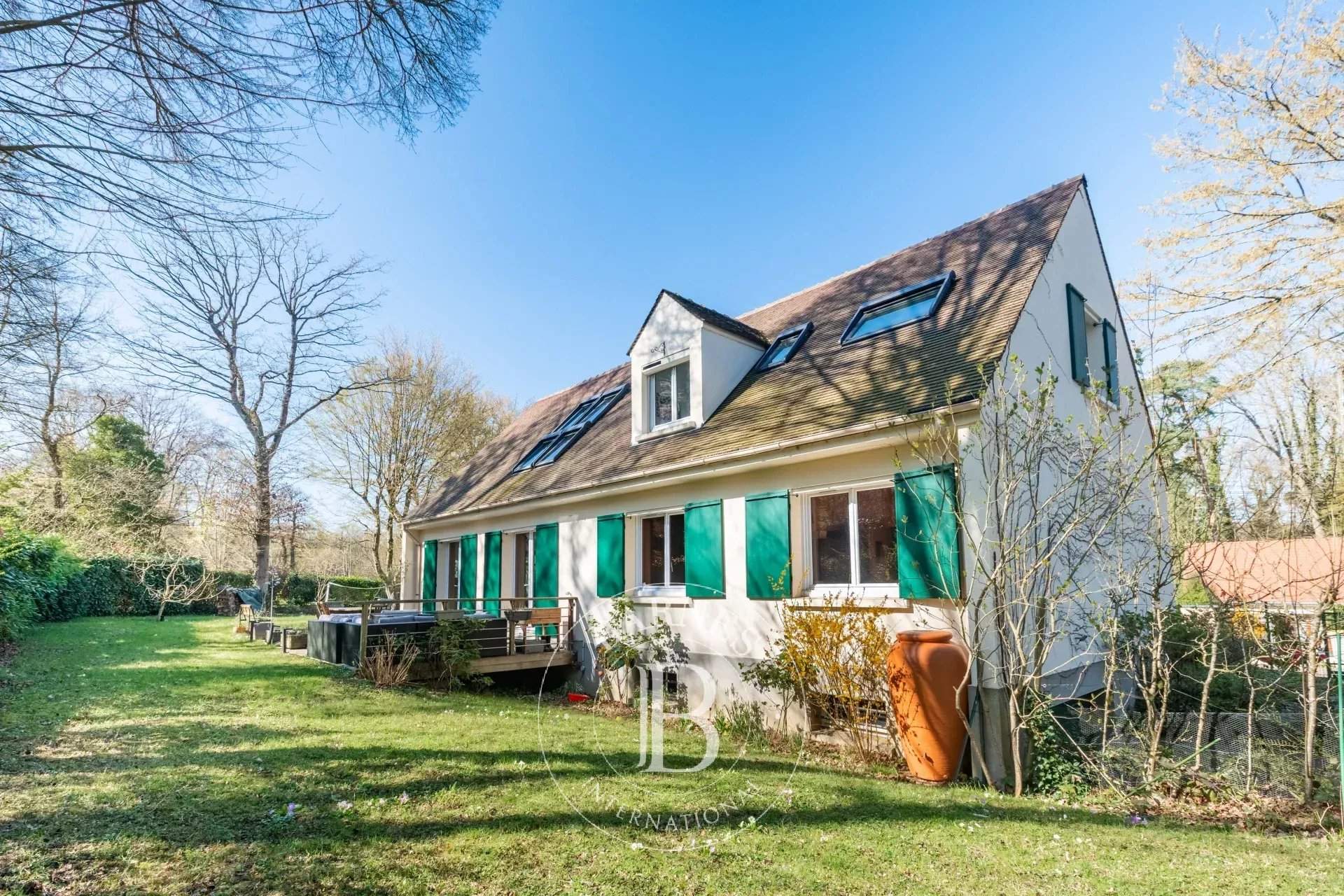 L'Étang-la-Ville  - Maison 9 Pi&egrave;ces 5 Chambres - picture 8