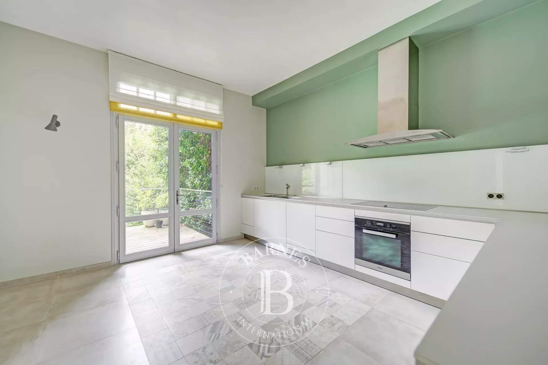 Versailles  - House 6 Bedrooms - picture 11