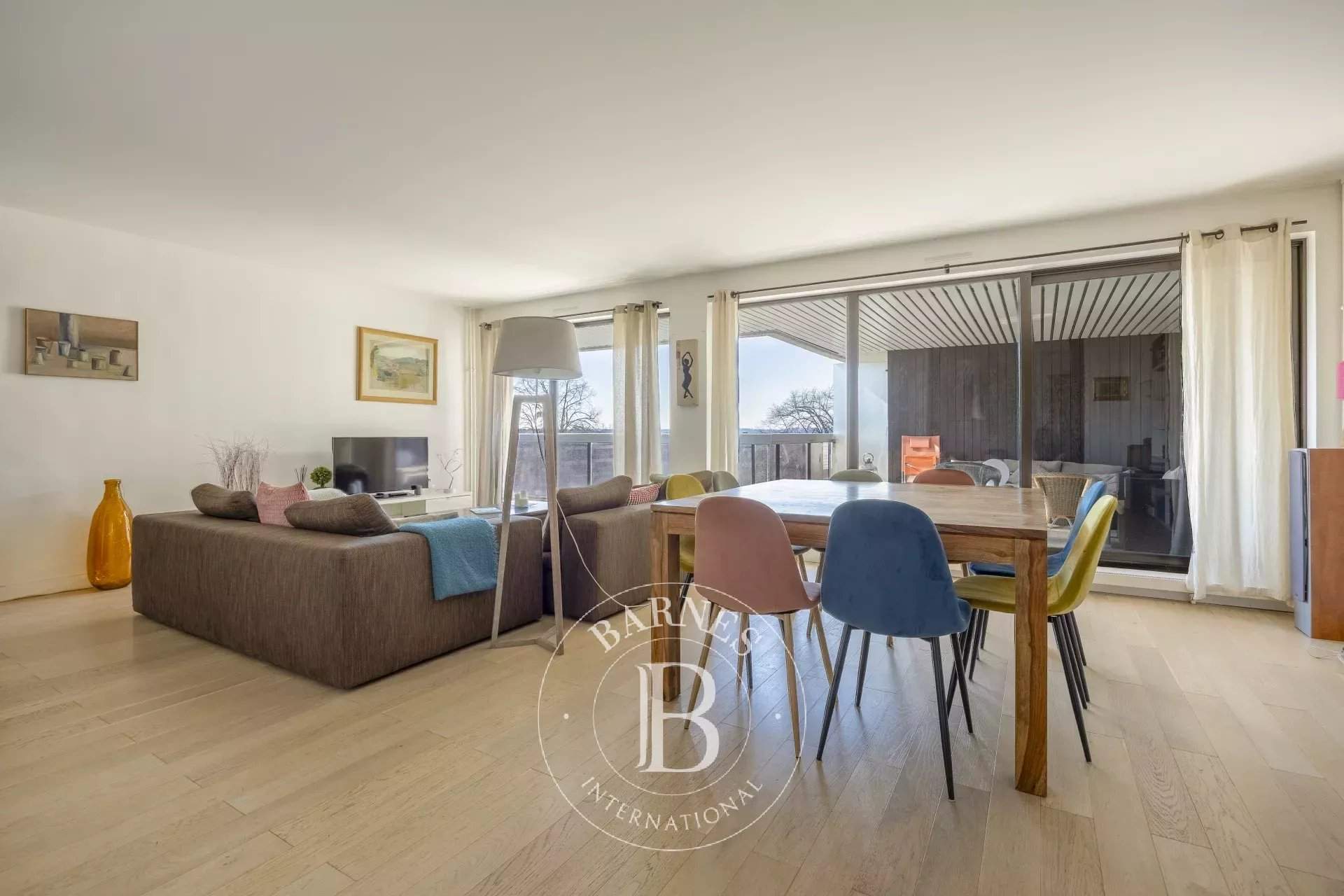 Le Chesnay-Rocquencourt  - Appartement 5 Pièces 3 Chambres - picture 8