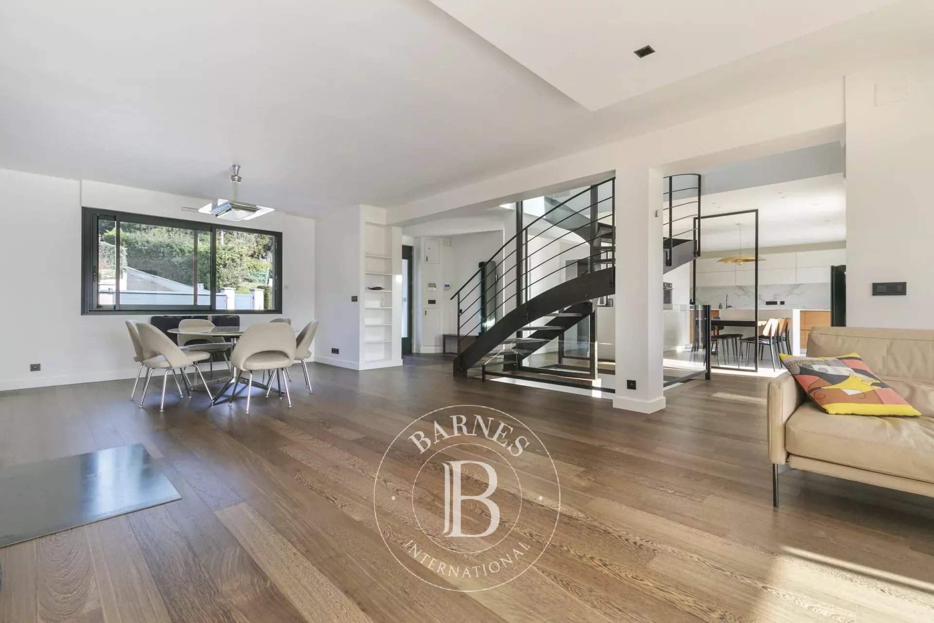 Vauhallan  - Maison 7 Pi&egrave;ces 4 Chambres - picture 12