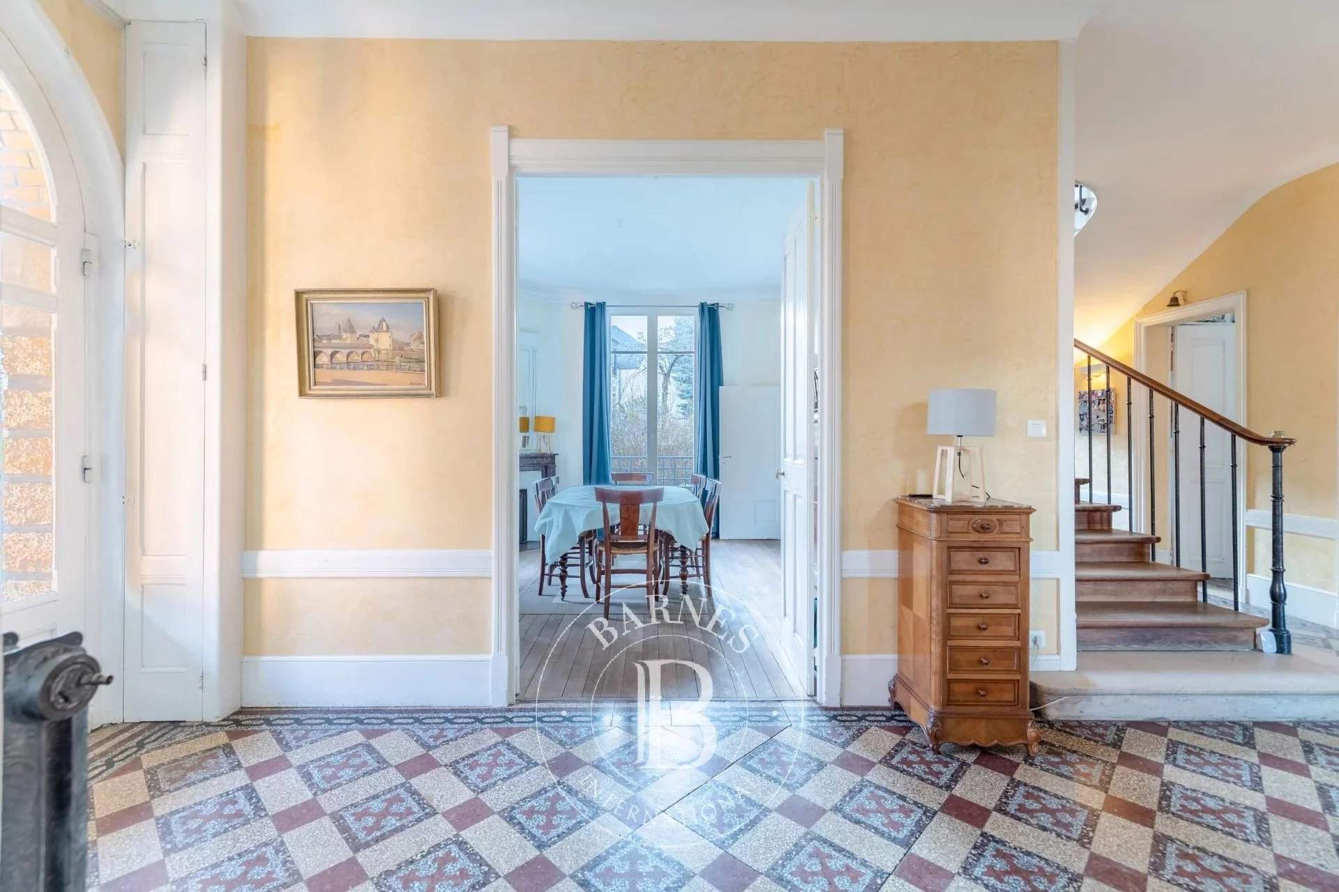 Versailles  - Appartement 8 Pièces 5 Chambres - picture 10