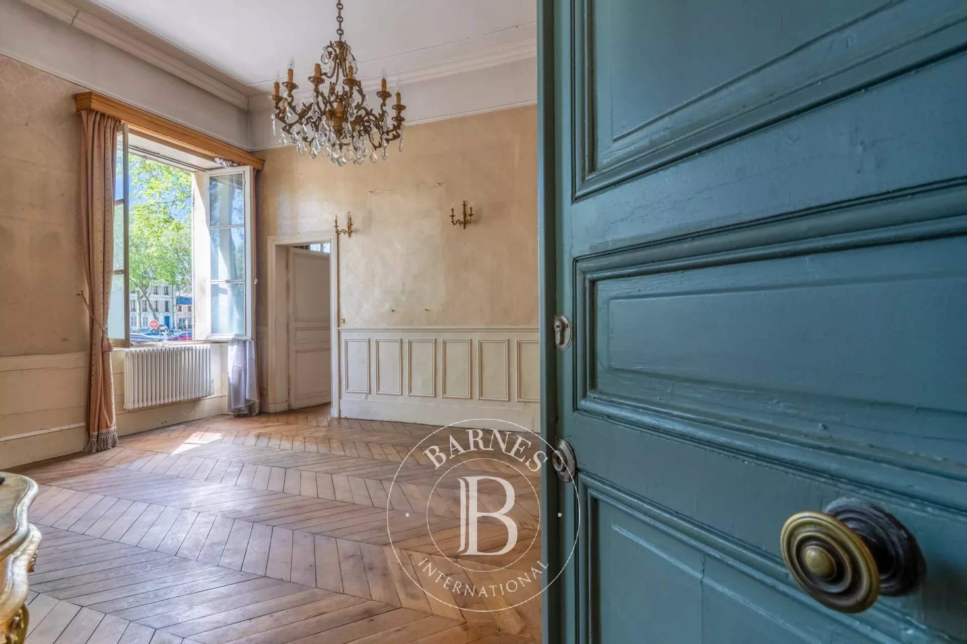 Versailles  - Appartement 4 Pi&egrave;ces 2 Chambres - picture 1