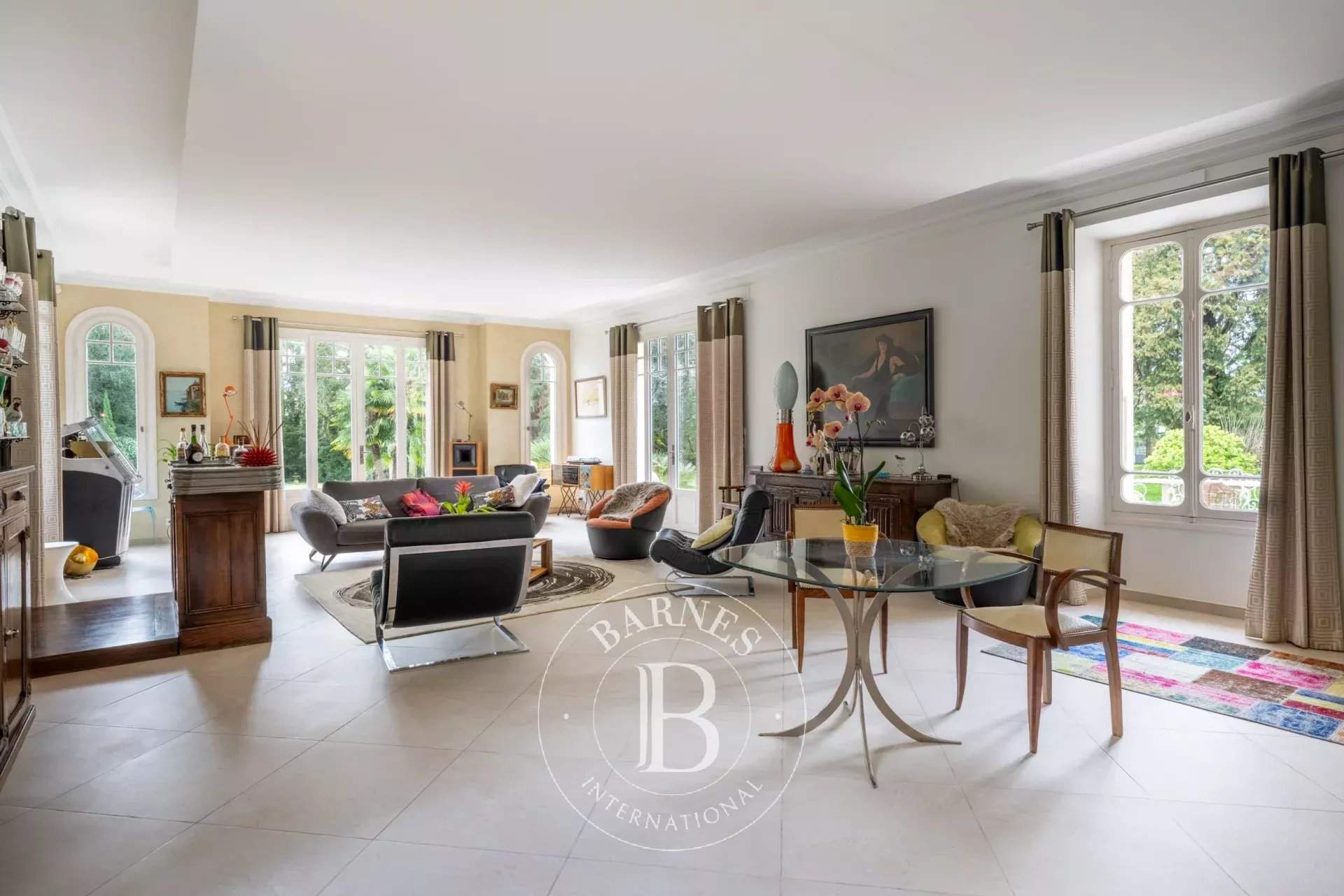 Jouy-en-Josas  - House 8 Bedrooms - picture 8