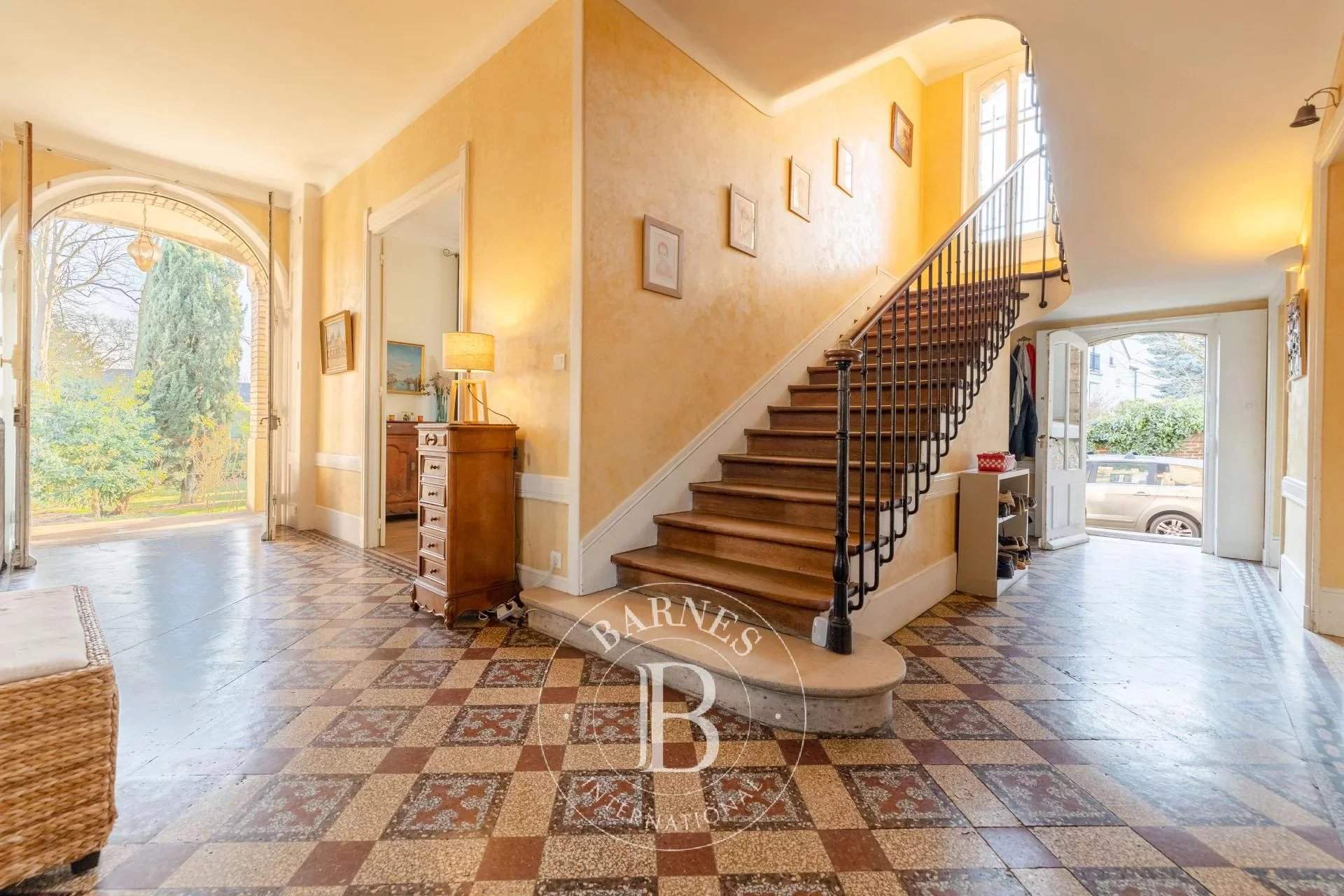 Versailles  - Appartement 8 Pièces 5 Chambres - picture 9