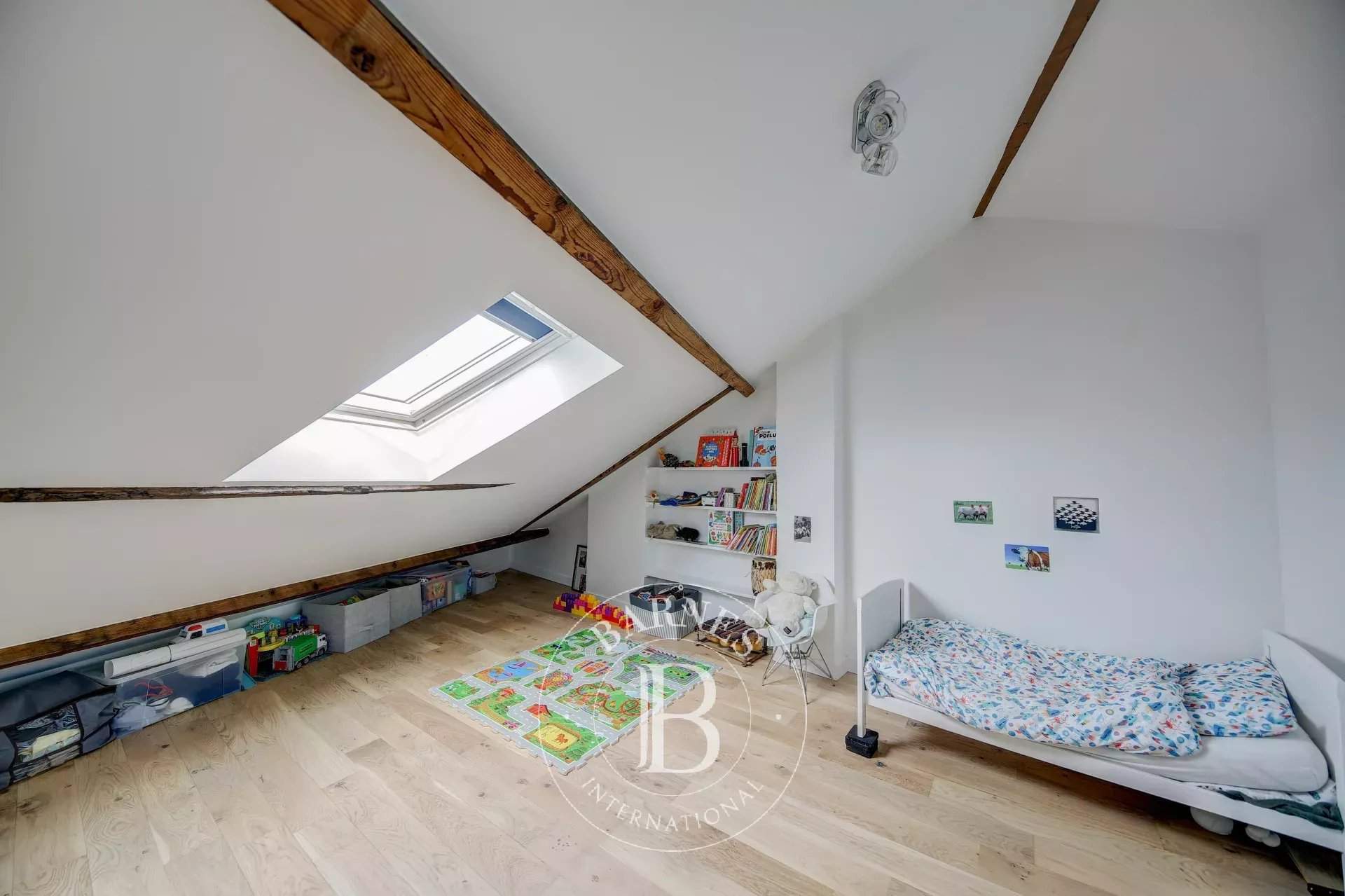 Versailles  - Apartment 5 Bedrooms - picture 10