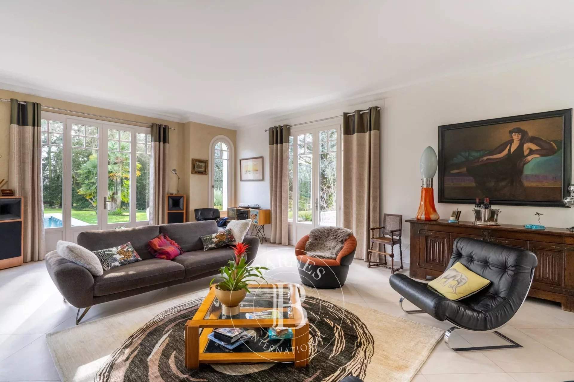 Jouy-en-Josas  - House 8 Bedrooms - picture 11