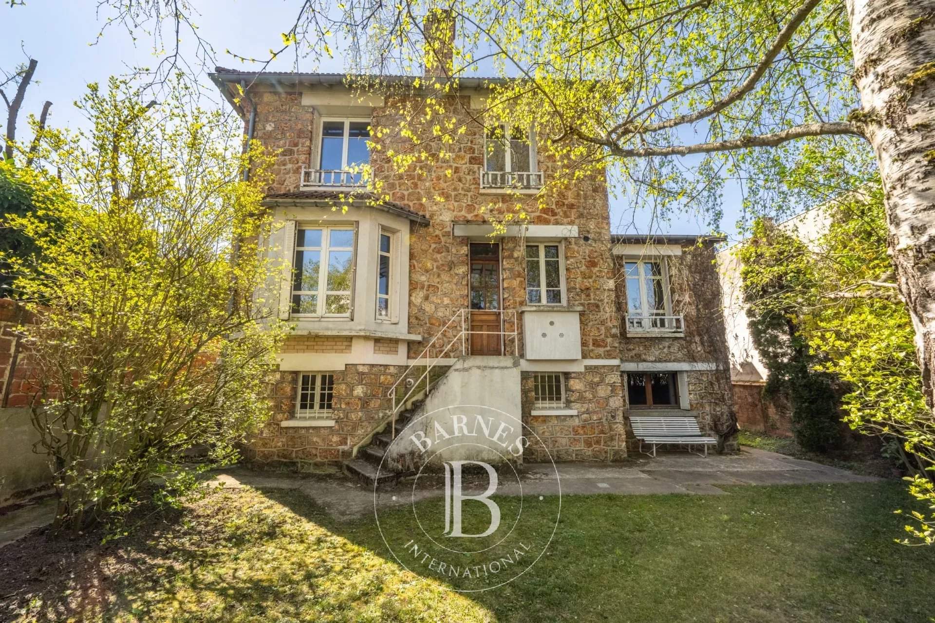Le Chesnay  - Maison 8 Pièces 5 Chambres - picture 13