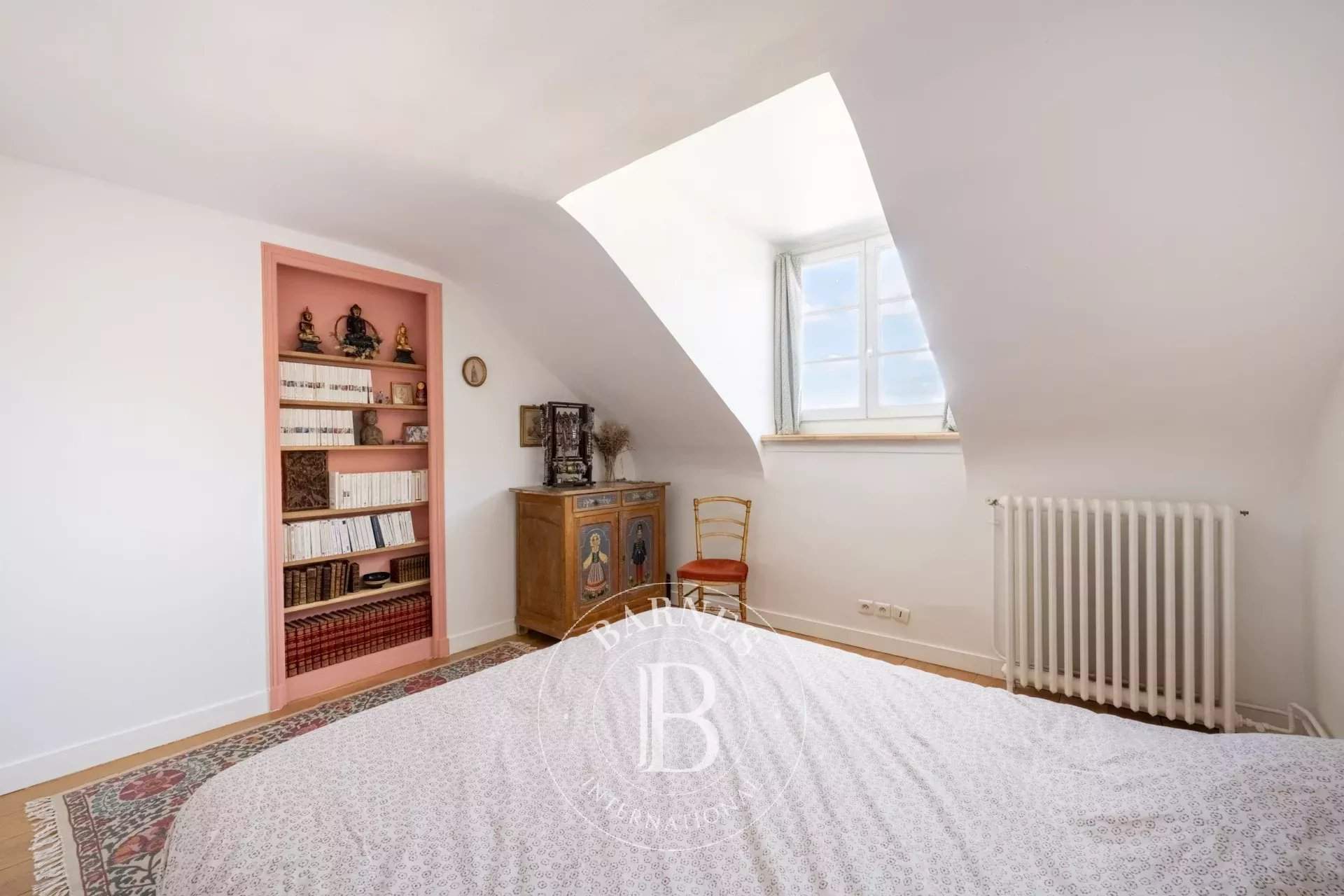 Versailles  - Apartment 4 Bedrooms - picture 13