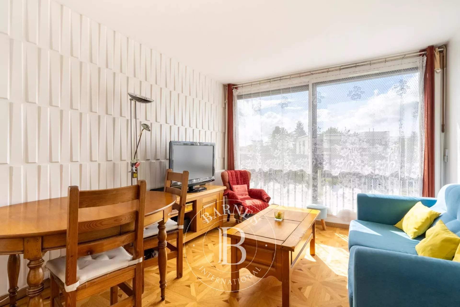 Le Chesnay-Rocquencourt  - Appartement 4 Pièces 3 Chambres - picture 4