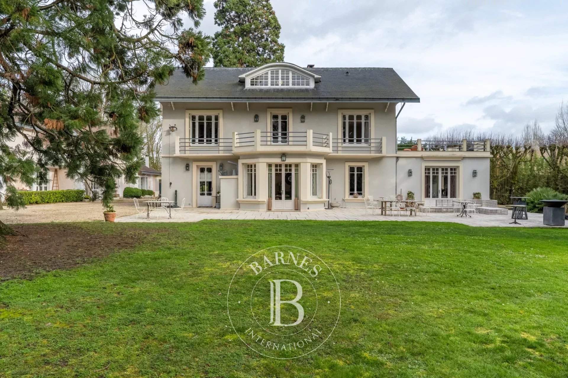 Jouy-en-Josas  - House 8 Bedrooms - picture 3