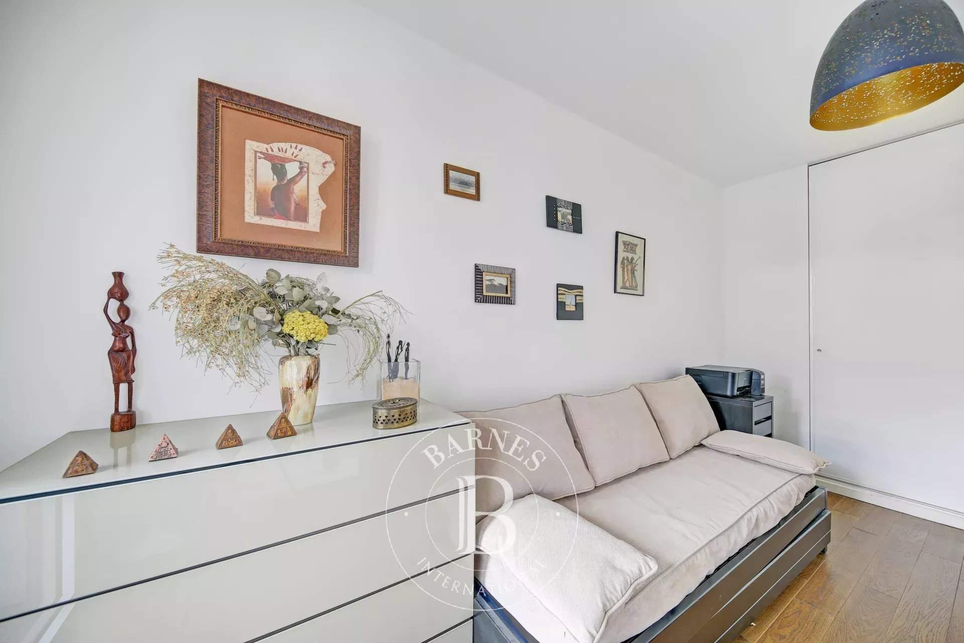 Versailles  - Apartment 3 Bedrooms - picture 12