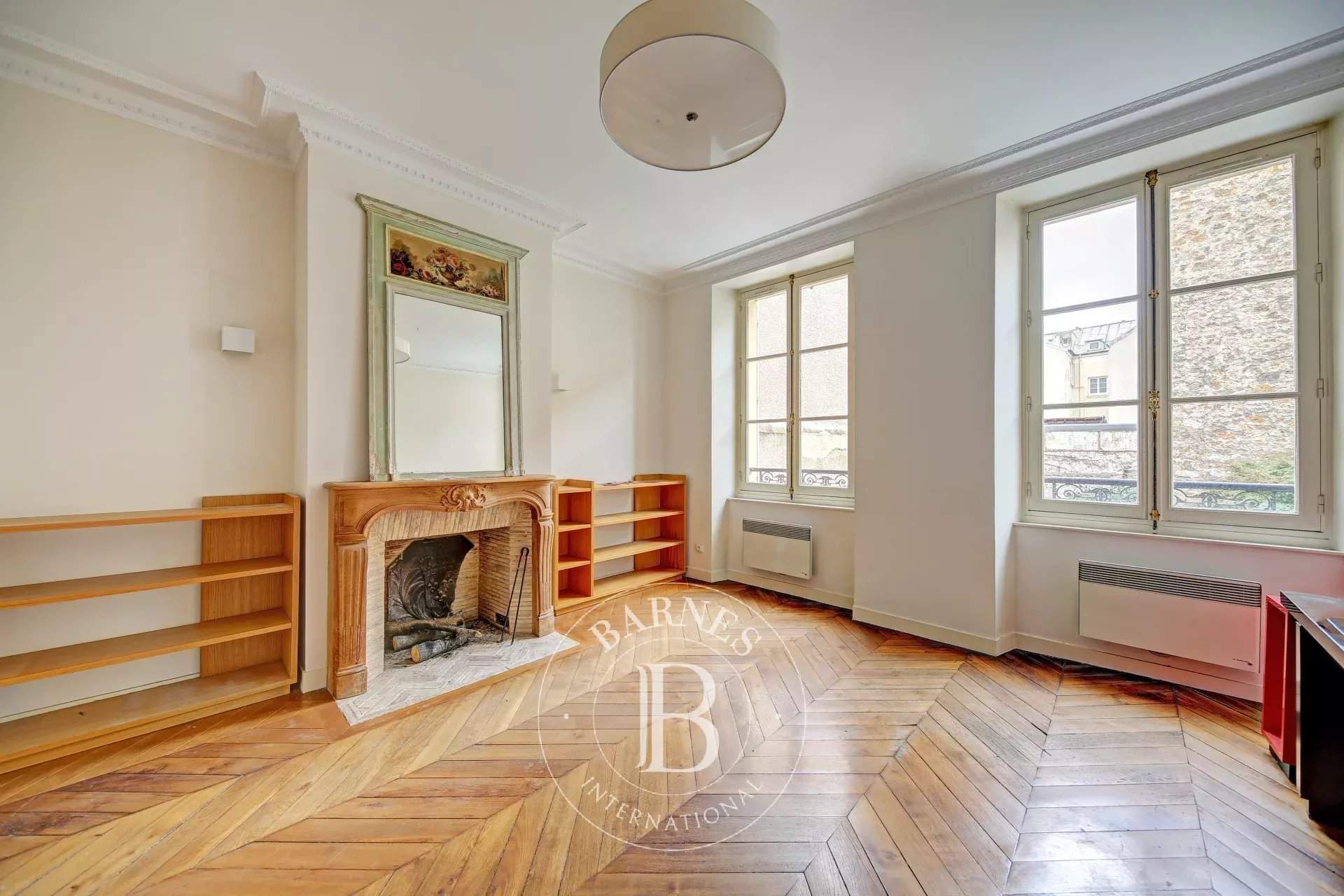 Versailles  - House 8 Bedrooms - picture 13