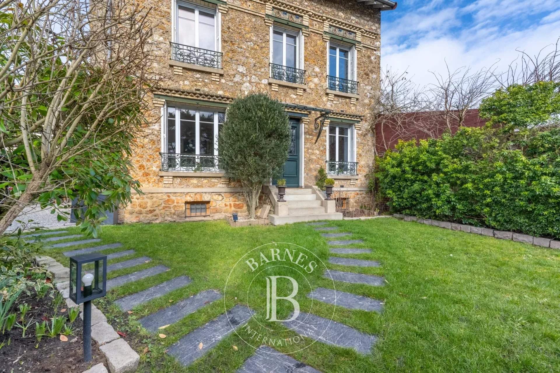 Versailles  - House 4 Bedrooms - picture 1