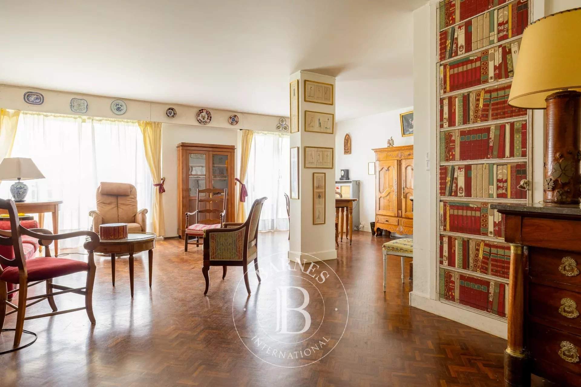 Versailles  - Appartement 4 Pièces 2 Chambres - picture 2