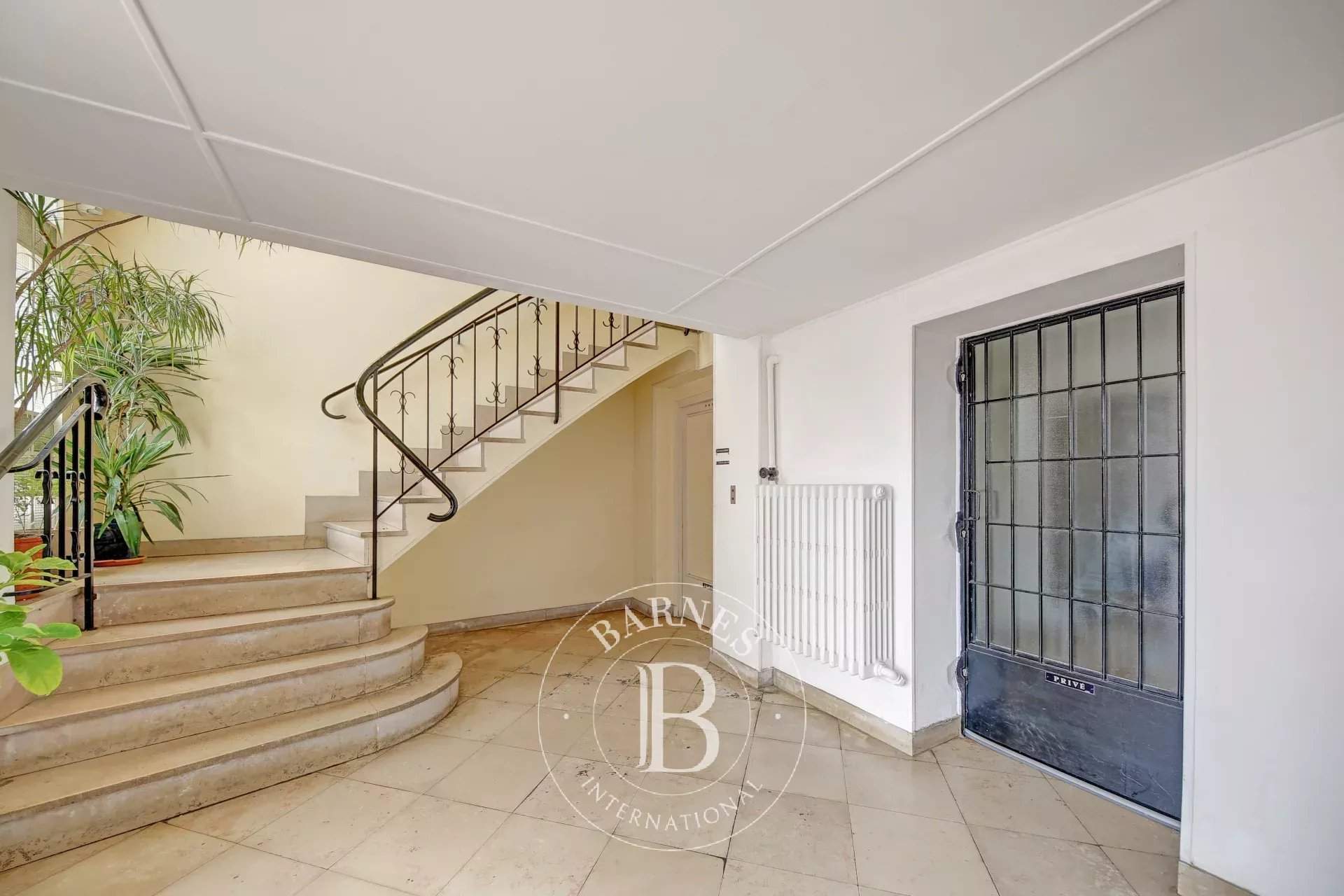 Versailles  - House 6 Bedrooms - picture 13