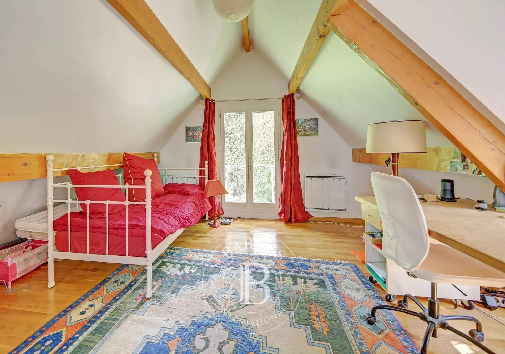 Jouy-en-Josas  - Maison 8 Pièces 5 Chambres - picture 18