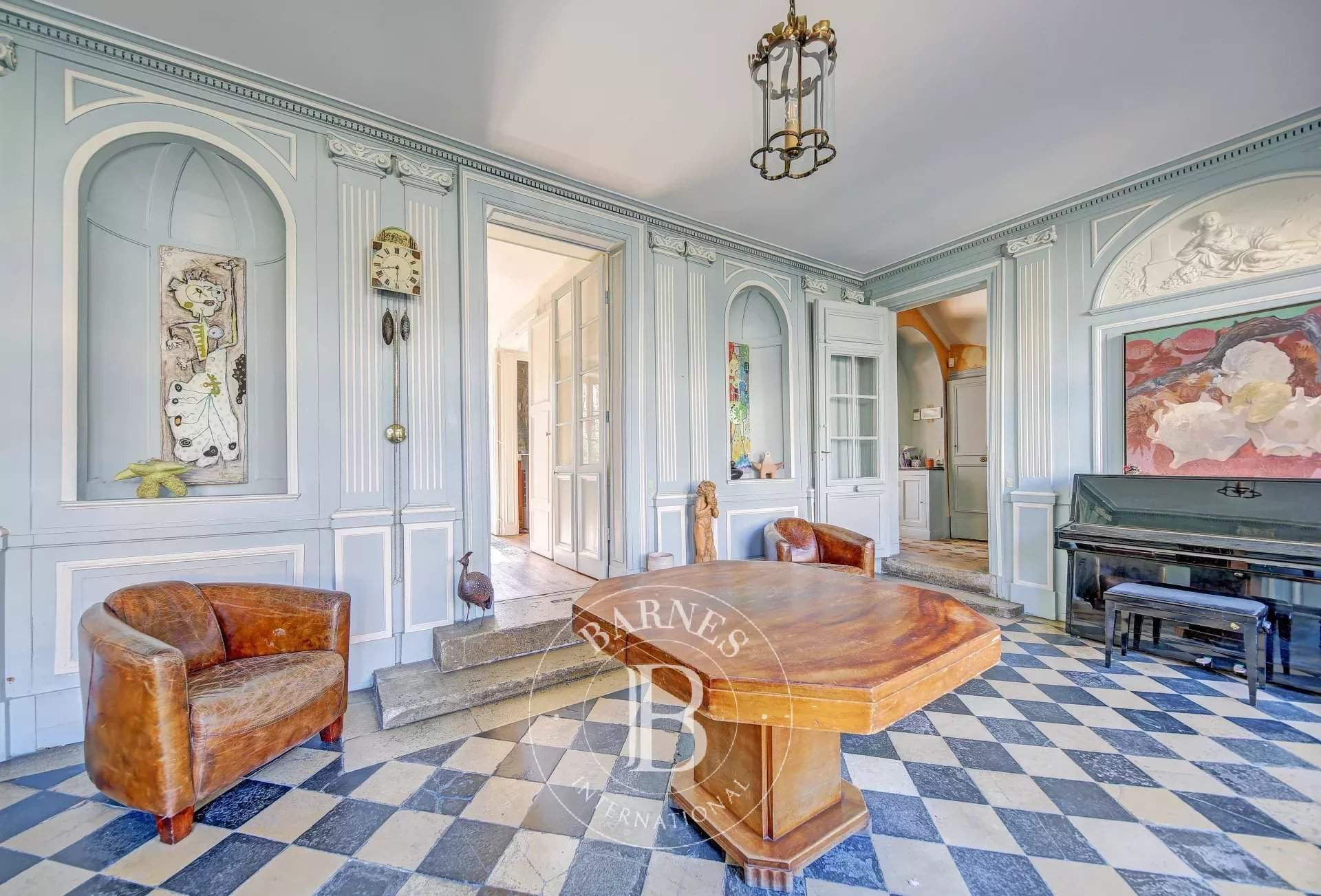 Versailles  - Maison 9 Pièces 6 Chambres - picture 9