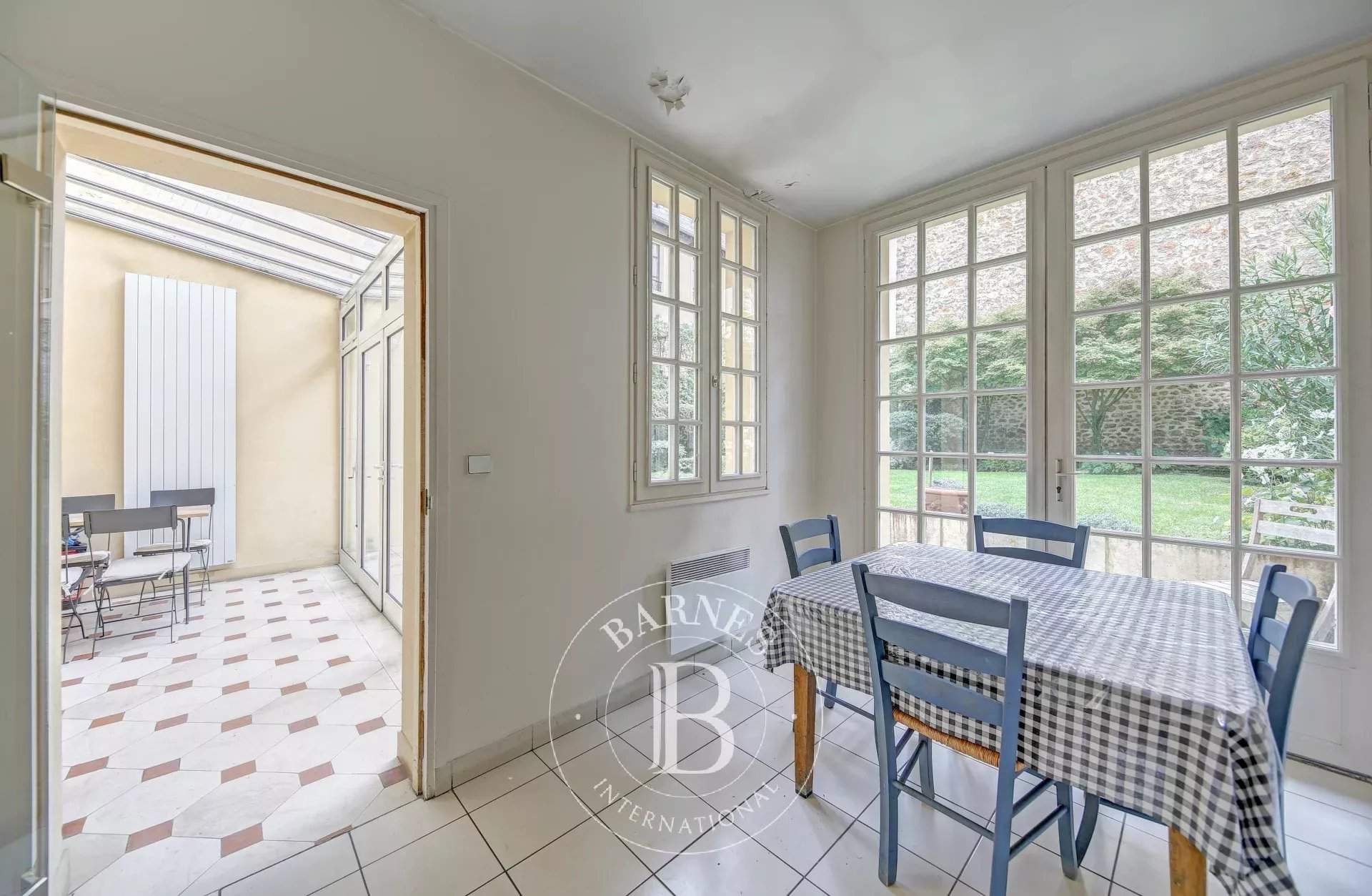 Versailles  - House 8 Bedrooms - picture 9