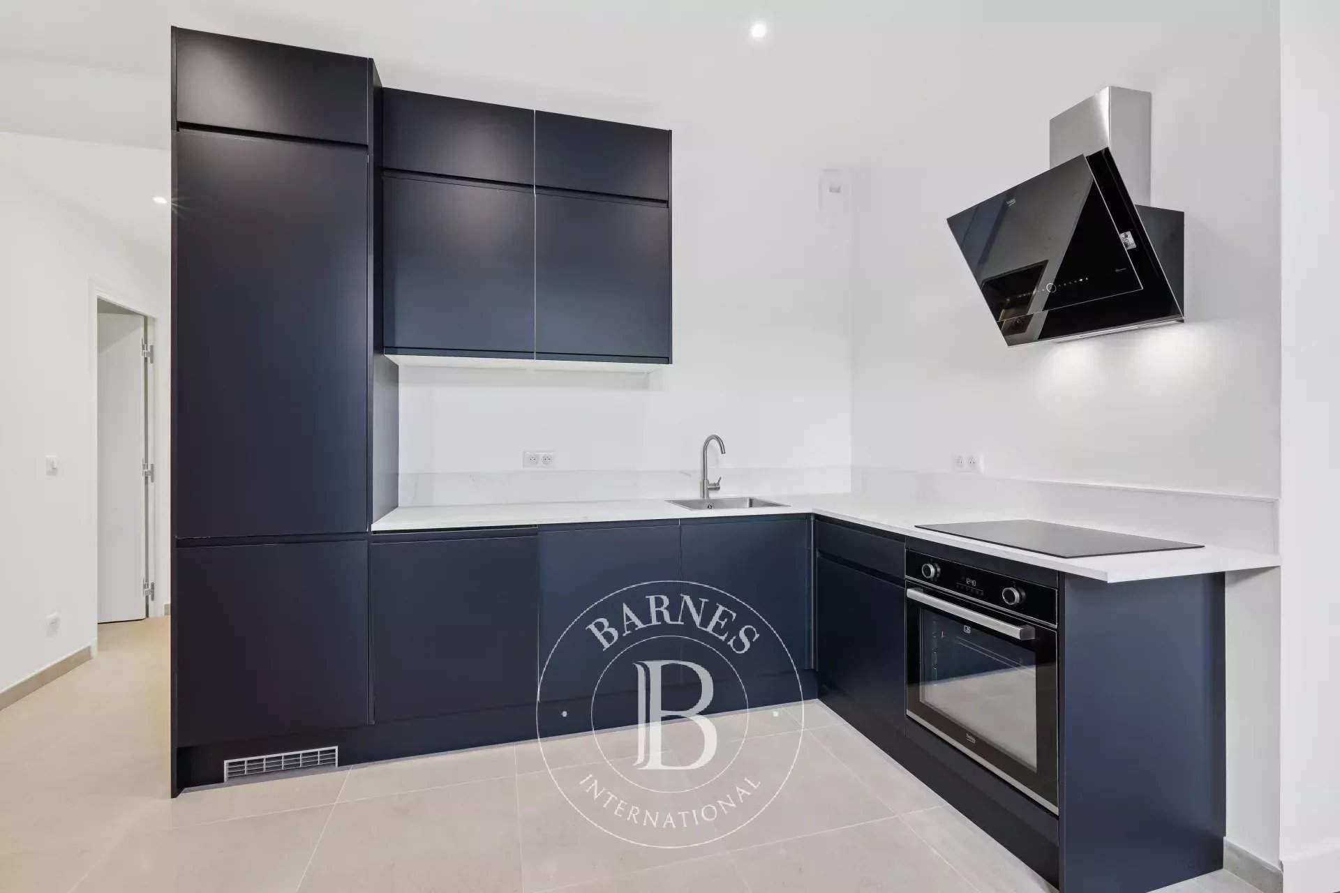 Versailles  - Apartment 1 Bedroom - picture 8