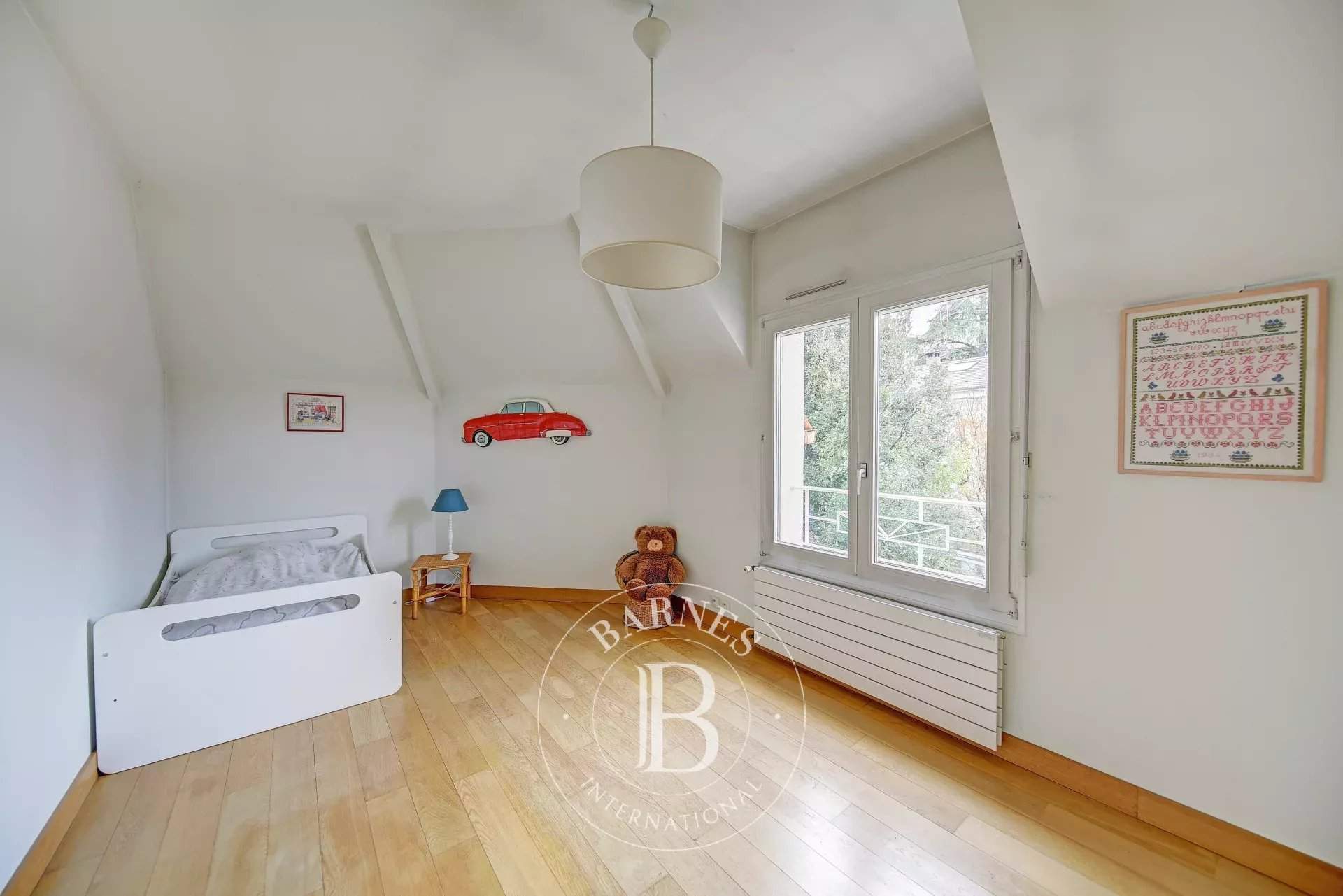 Jouy-en-Josas  - House 5 Bedrooms - picture 19