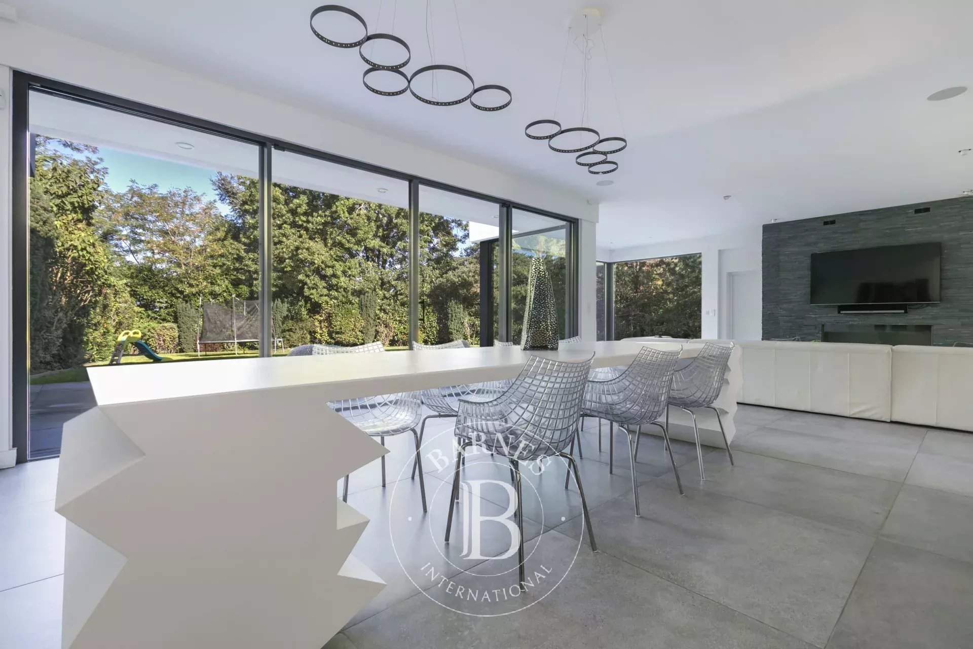 La Celle-Saint-Cloud  - Maison 12 Pièces 5 Chambres - picture 11