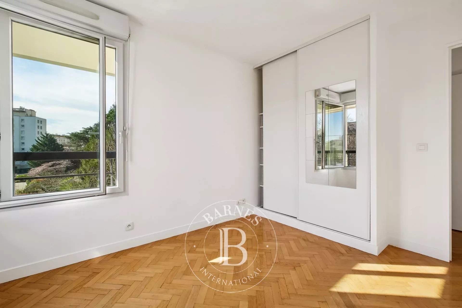 Versailles  - Appartement 3 Pi&egrave;ces 2 Chambres - picture 11