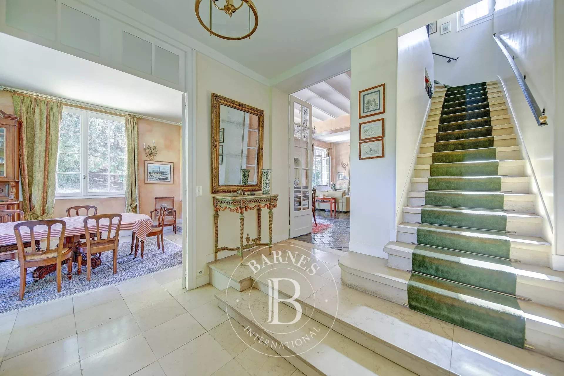 Versailles  - House 6 Bedrooms - picture 9