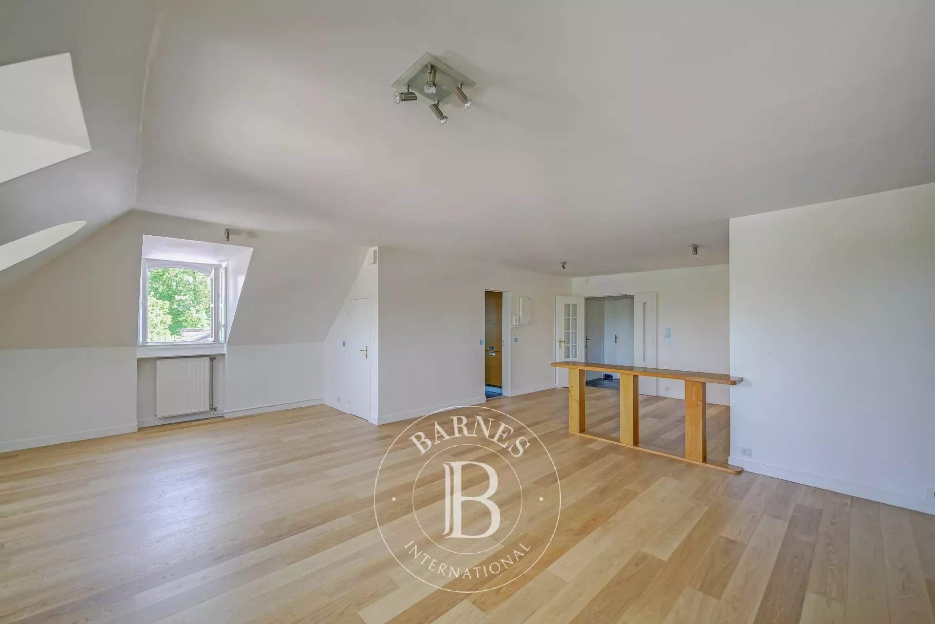 Versailles  - Apartment 2 Bedrooms - picture 14