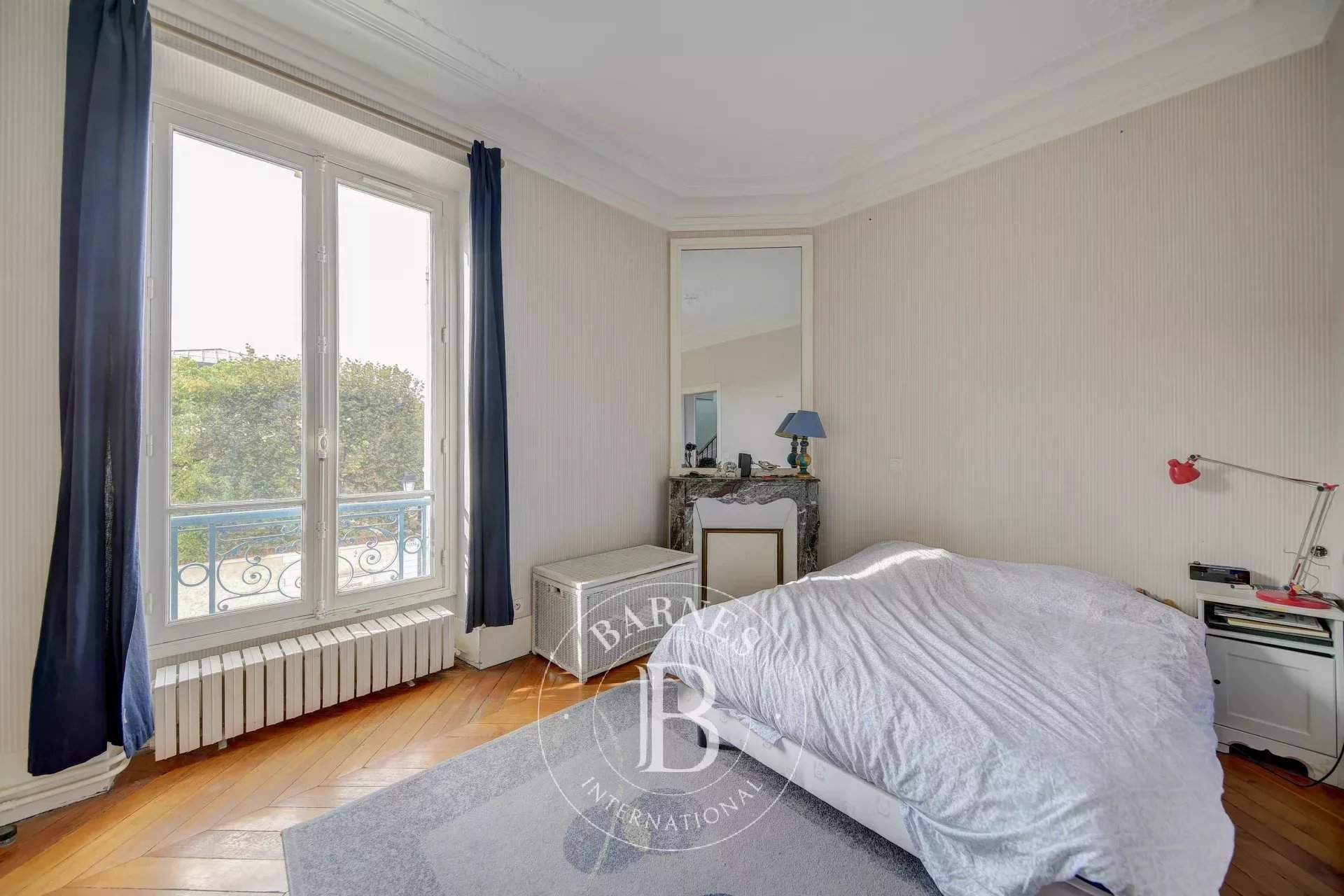 Versailles  - House 8 Bedrooms - picture 12