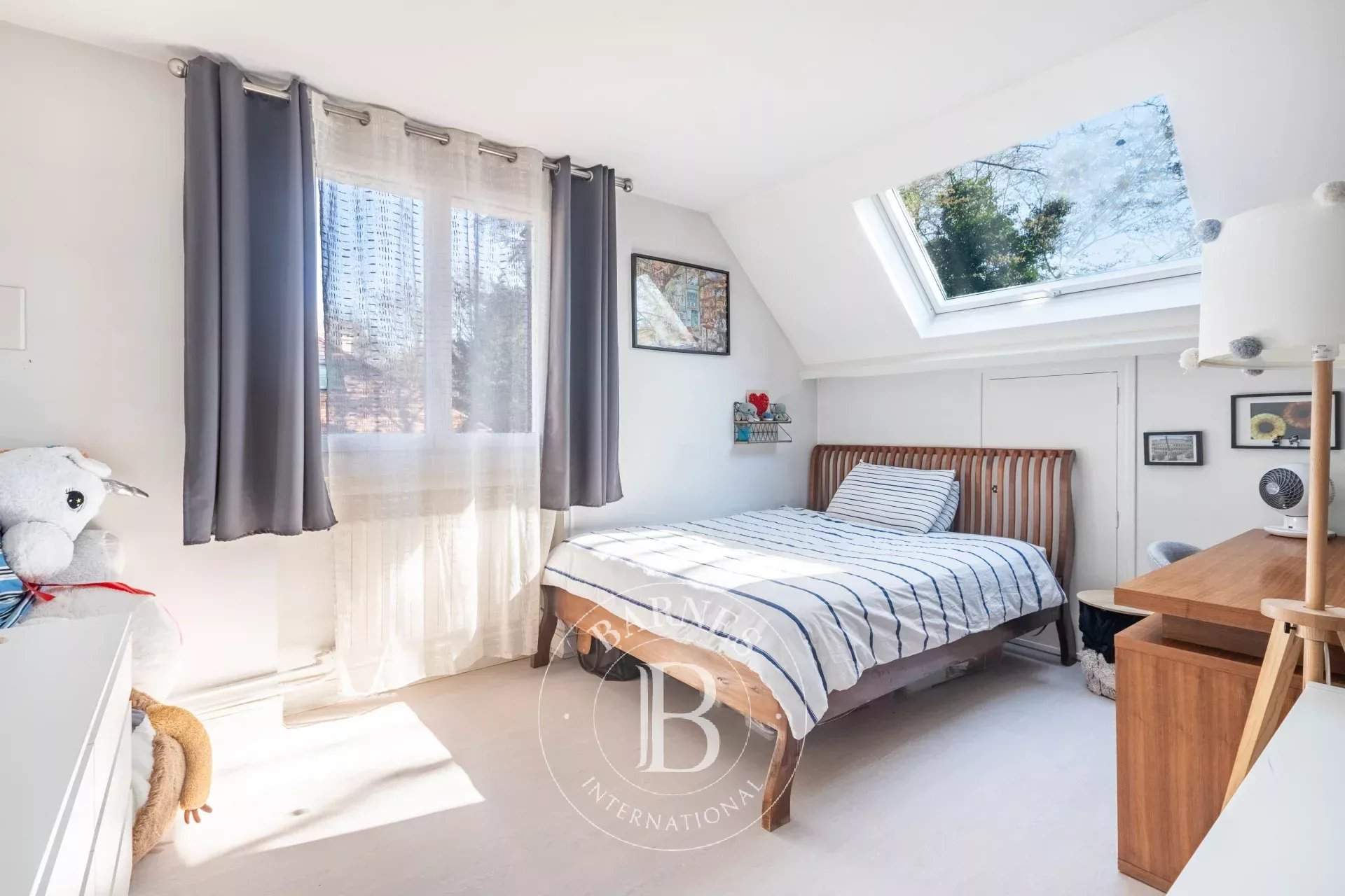 L'Étang-la-Ville  - Maison 9 Pi&egrave;ces 5 Chambres - picture 20