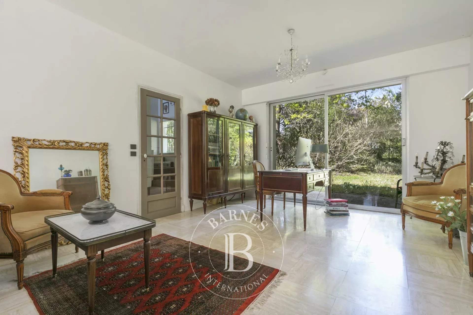 Verrières-le-Buisson  - Maison 9 Pi&egrave;ces 5 Chambres - picture 13