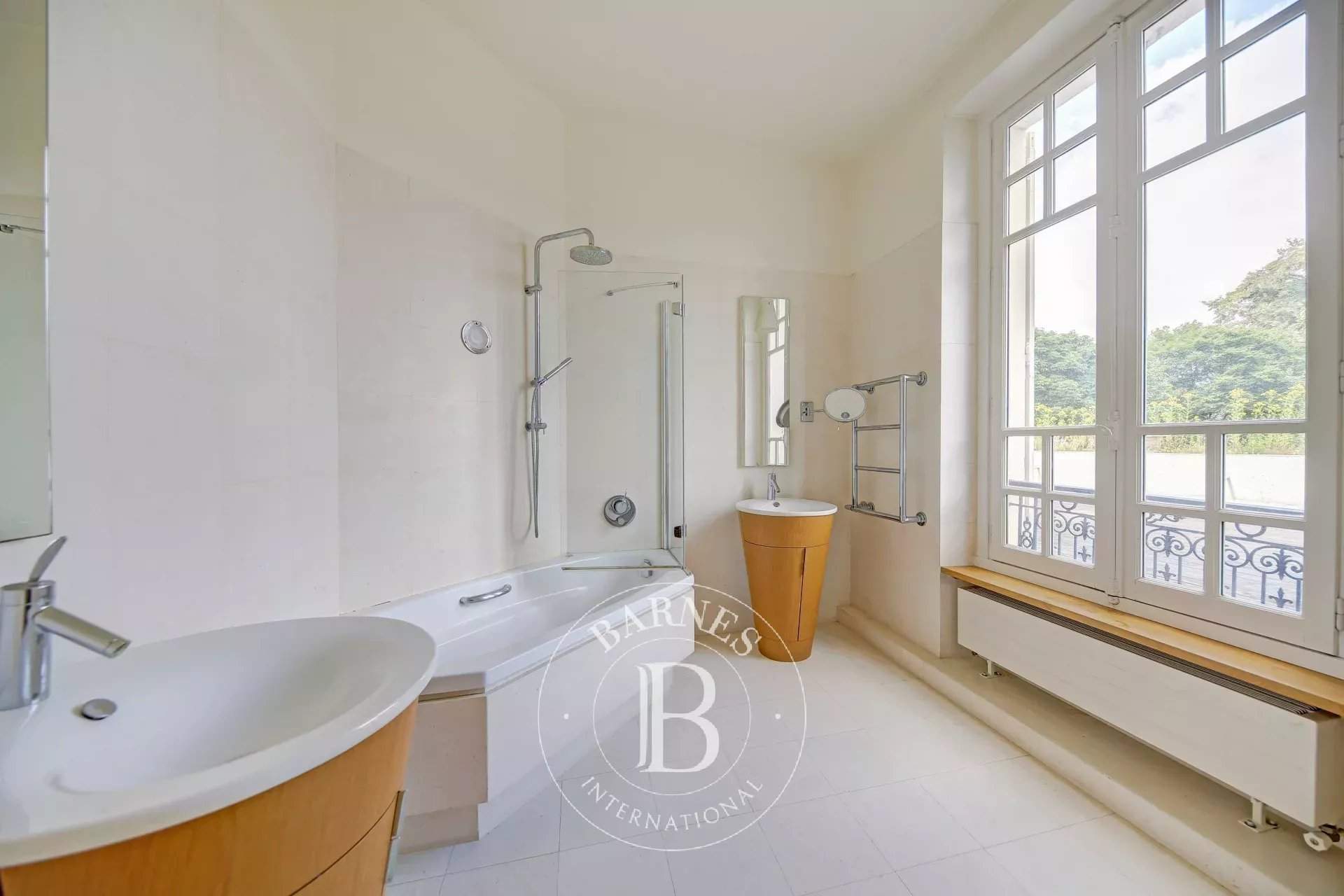 Versailles  - House 6 Bedrooms - picture 17