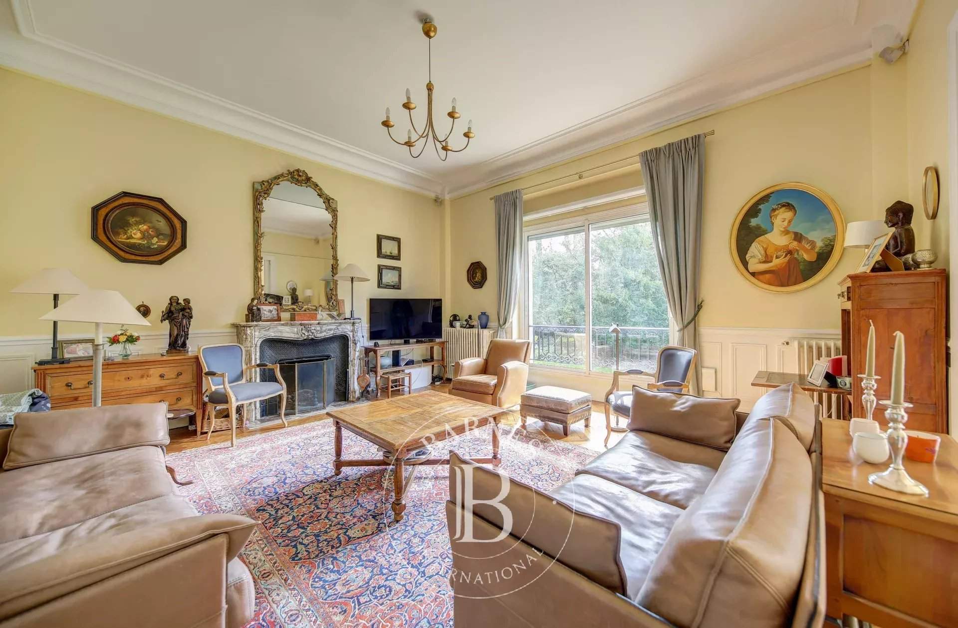 Versailles  - Maison 10 Pi&egrave;ces 8 Chambres - picture 4