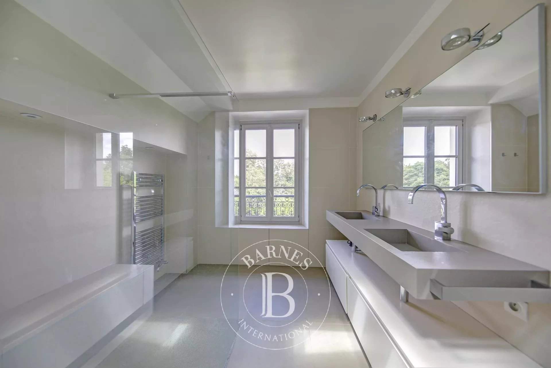 Versailles  - House 6 Bedrooms - picture 19