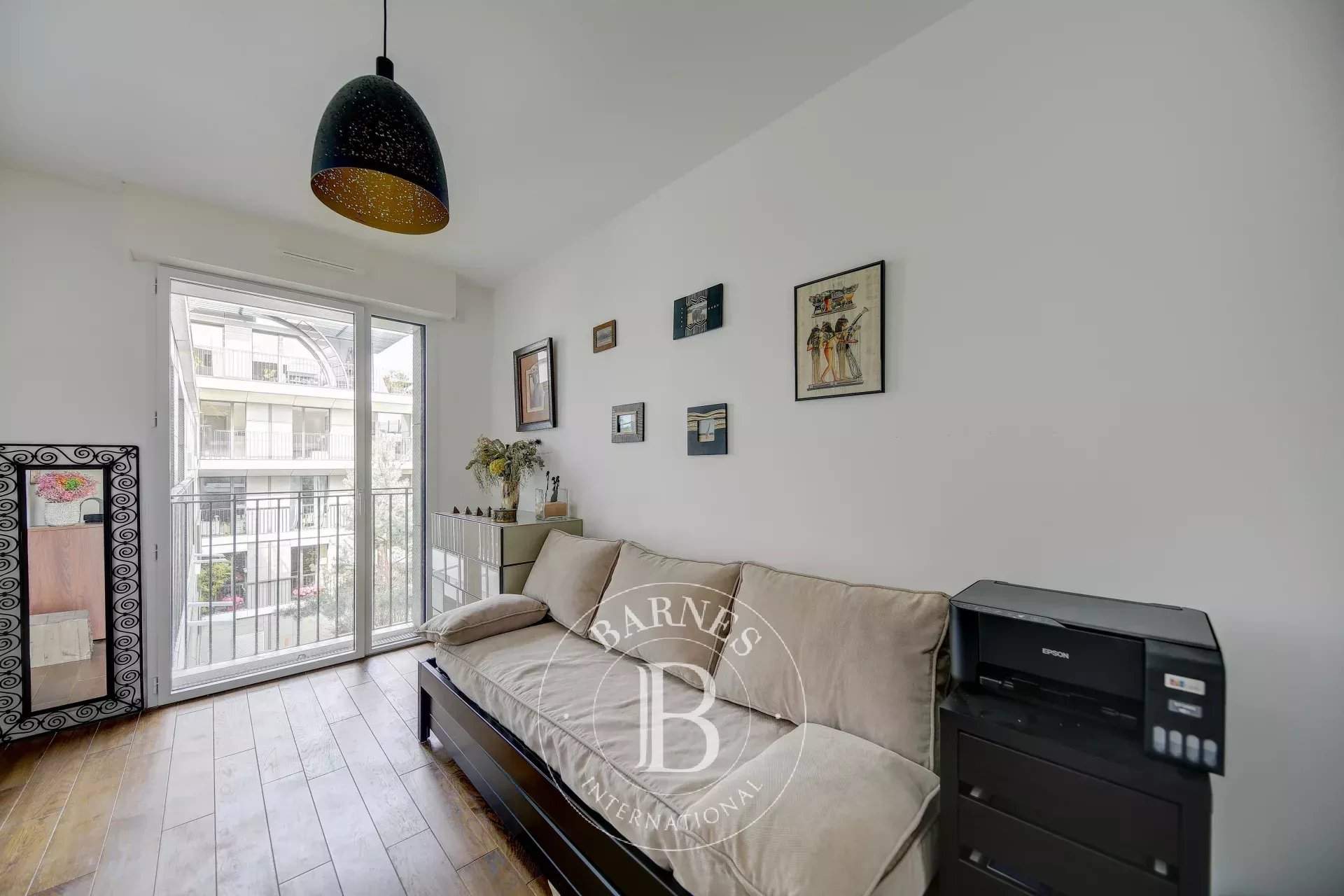 Versailles  - Apartment 3 Bedrooms - picture 11