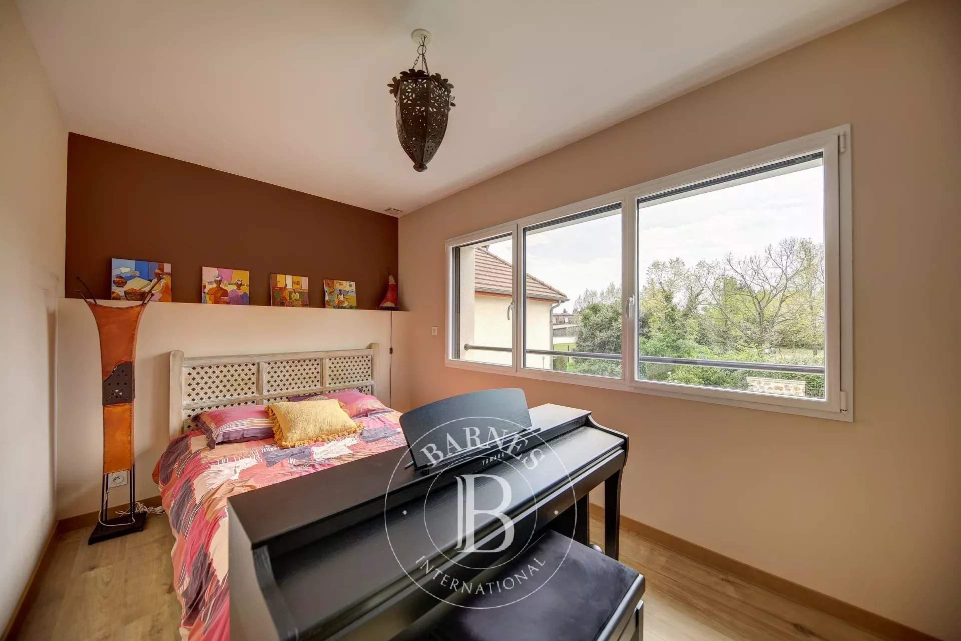 Les Loges-en-Josas  - House 4 Bedrooms - picture 20