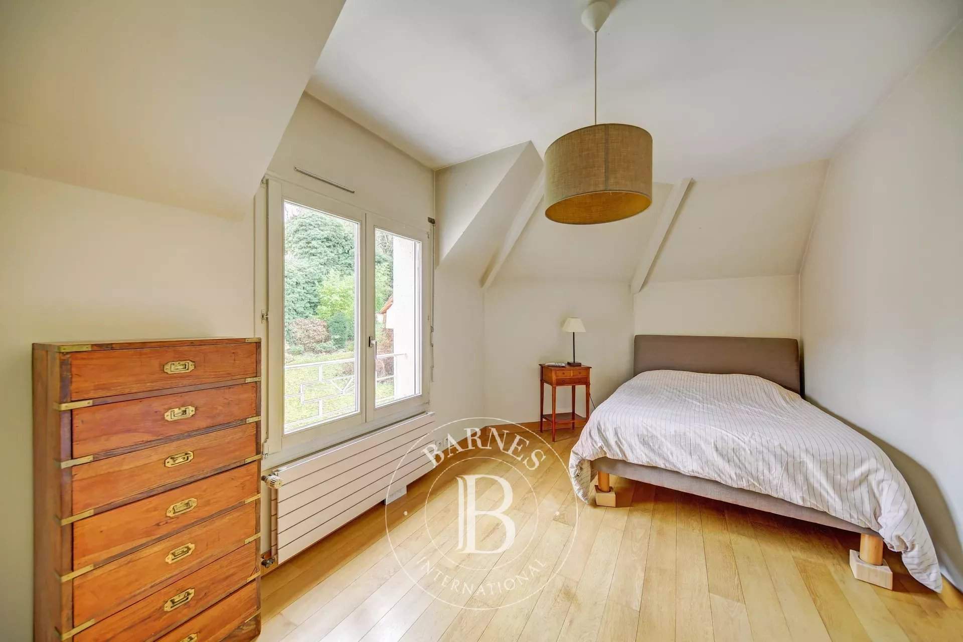 Jouy-en-Josas  - House 5 Bedrooms - picture 18