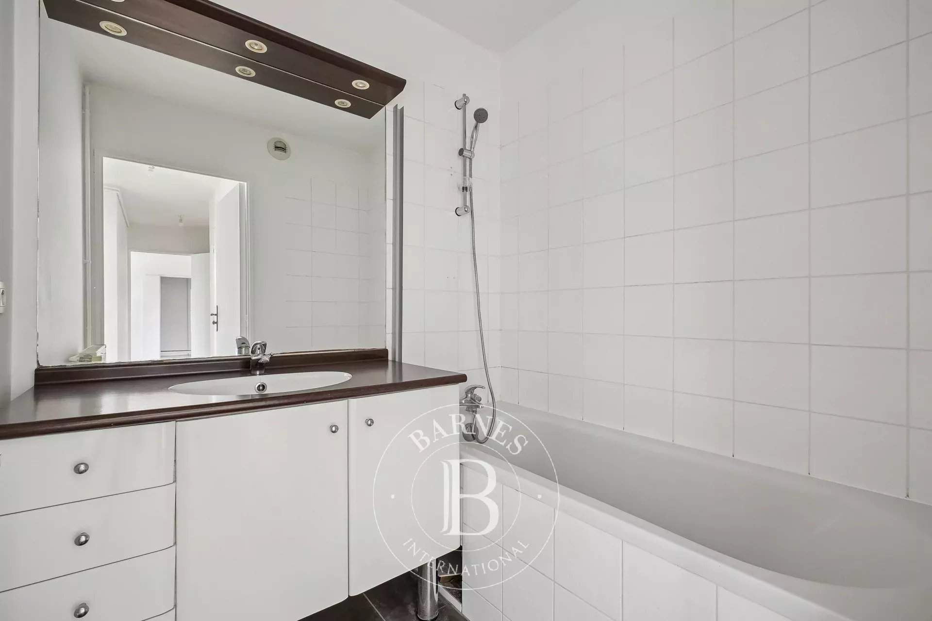 Versailles  - Appartement 3 Pi&egrave;ces 2 Chambres - picture 12