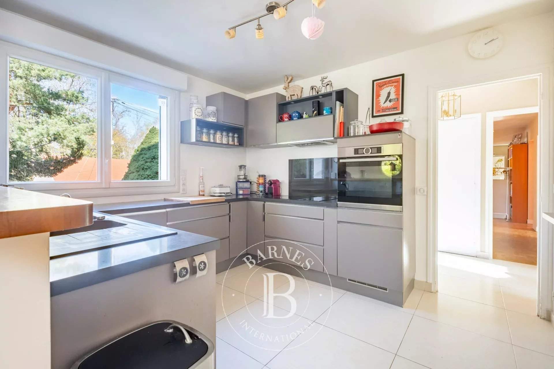 L'Étang-la-Ville  - Maison 9 Pi&egrave;ces 5 Chambres - picture 14