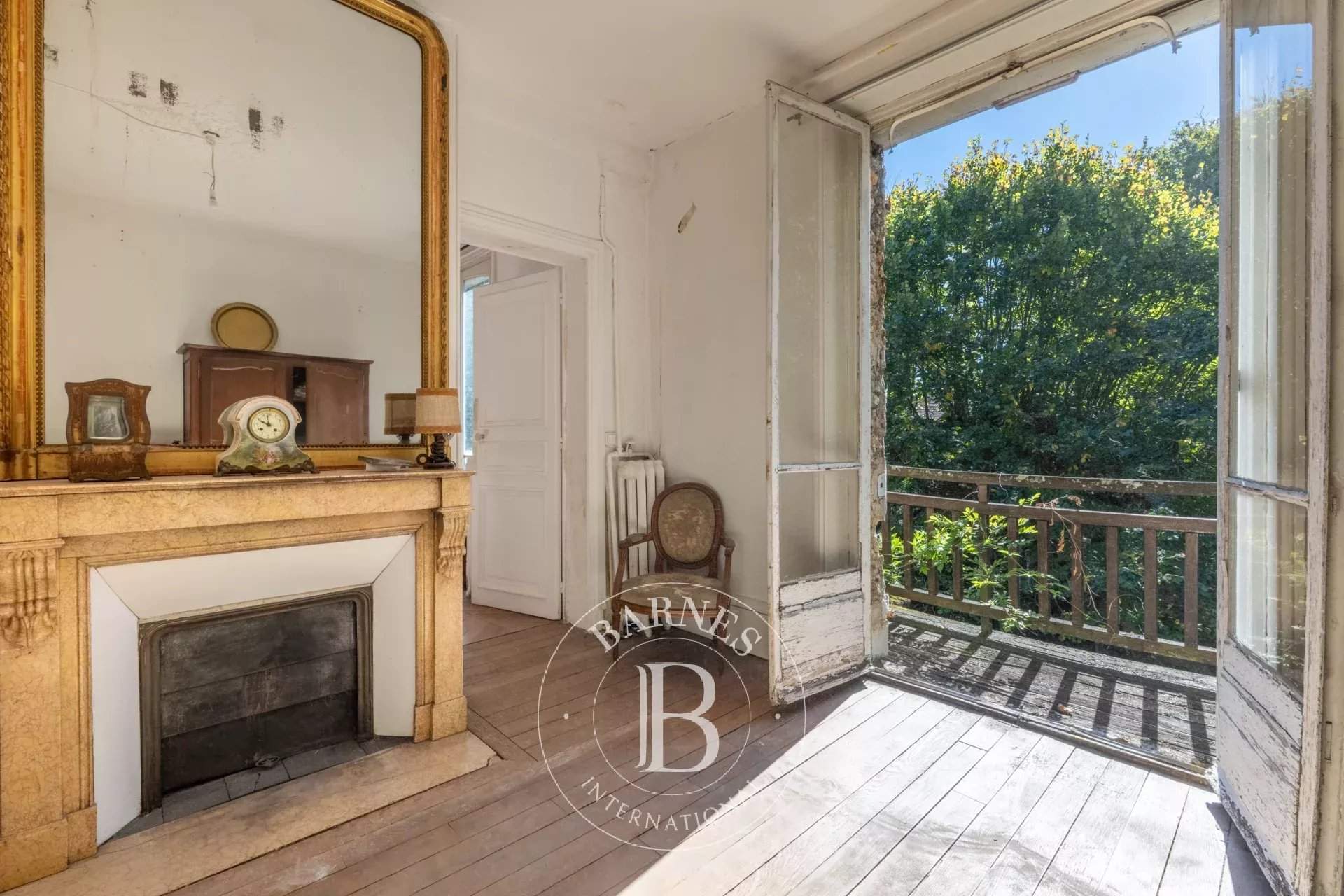 Versailles  - Maison 16 Pièces 4 Chambres - picture 20