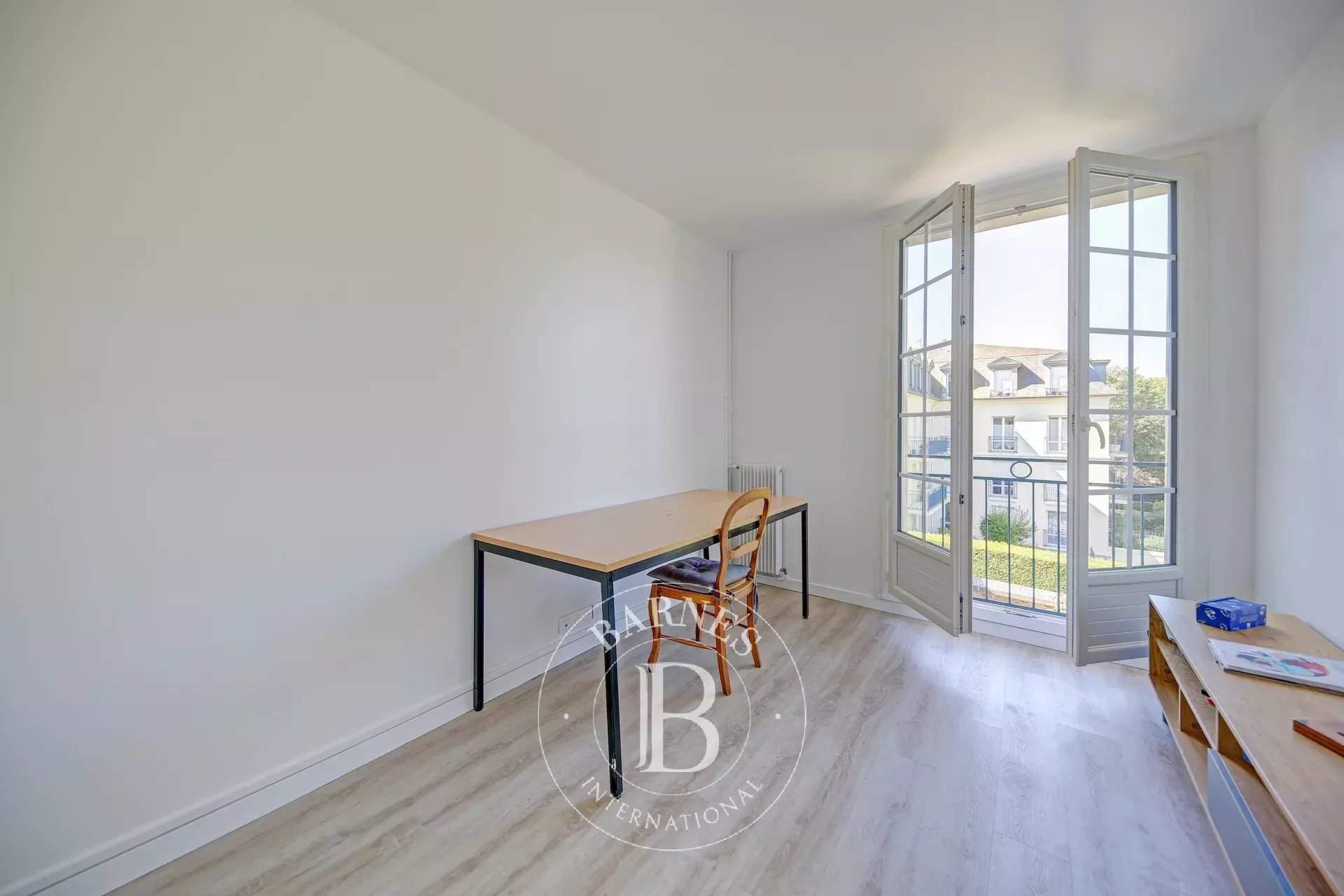 Versailles  - Appartement 5 Pièces 3 Chambres - picture 10
