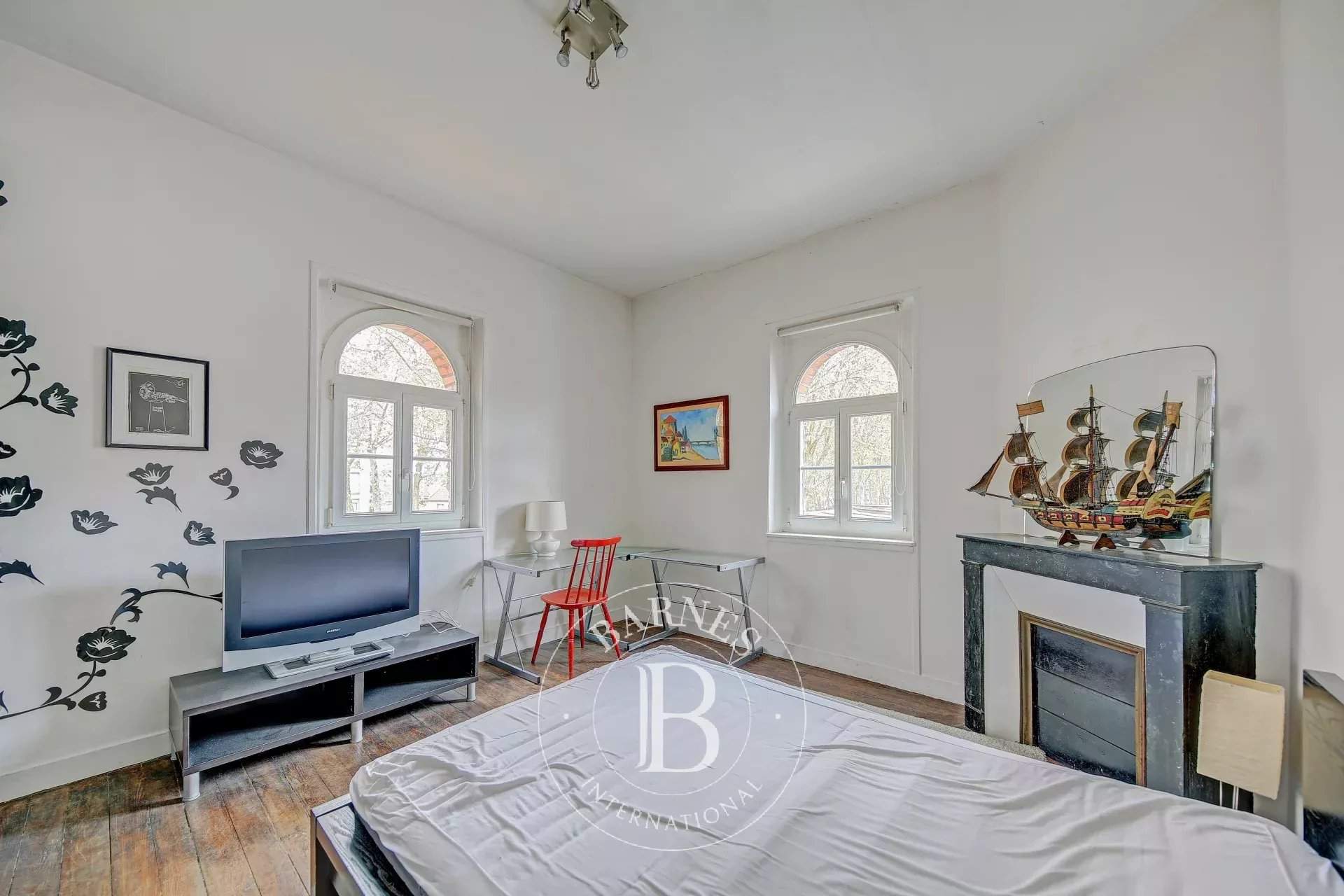 Versailles  - House 6 Bedrooms - picture 10