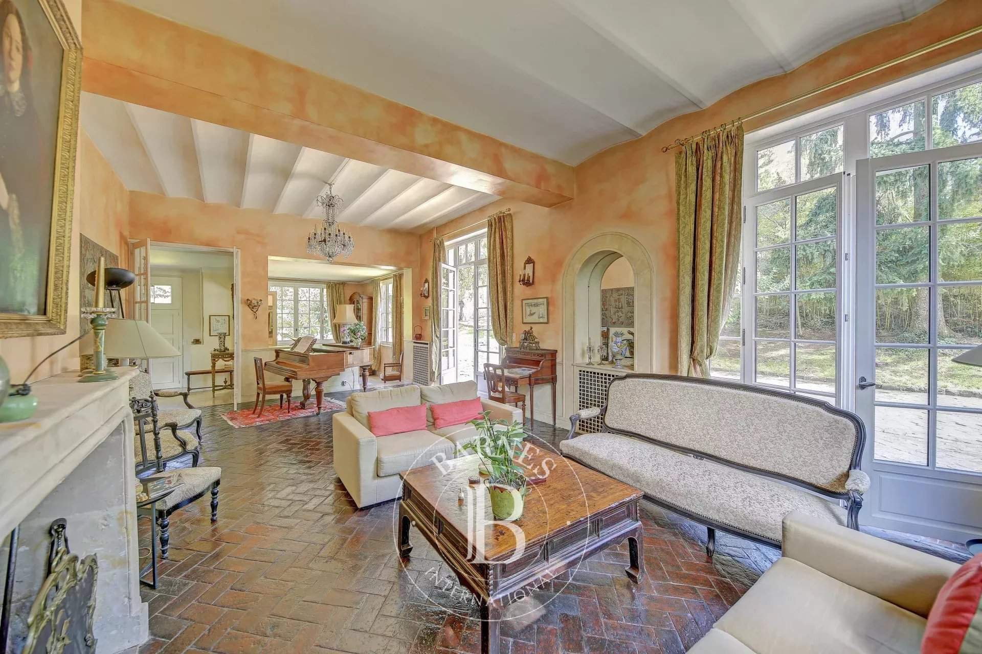 Versailles  - House 6 Bedrooms - picture 2