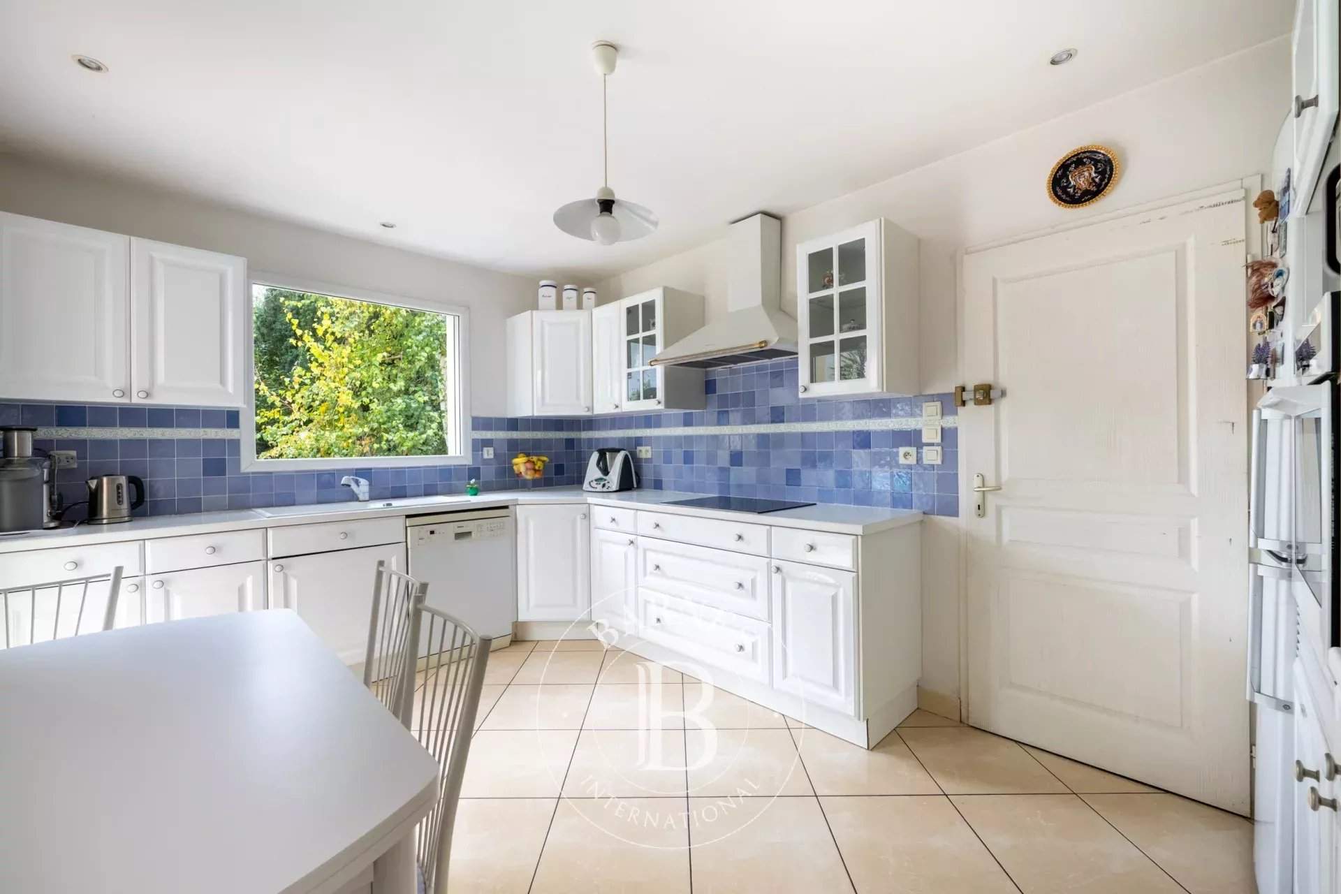 Le Chesnay-Rocquencourt  - House 4 Bedrooms - picture 8