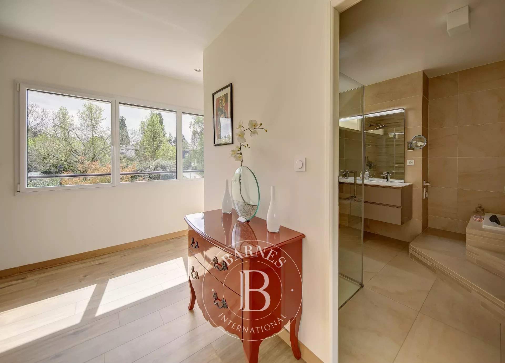 Les Loges-en-Josas  - House 4 Bedrooms - picture 14