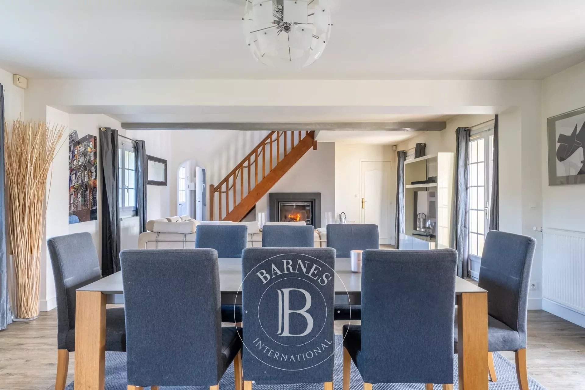 Thoiry  - Maison 7 Pi&egrave;ces 4 Chambres - picture 13