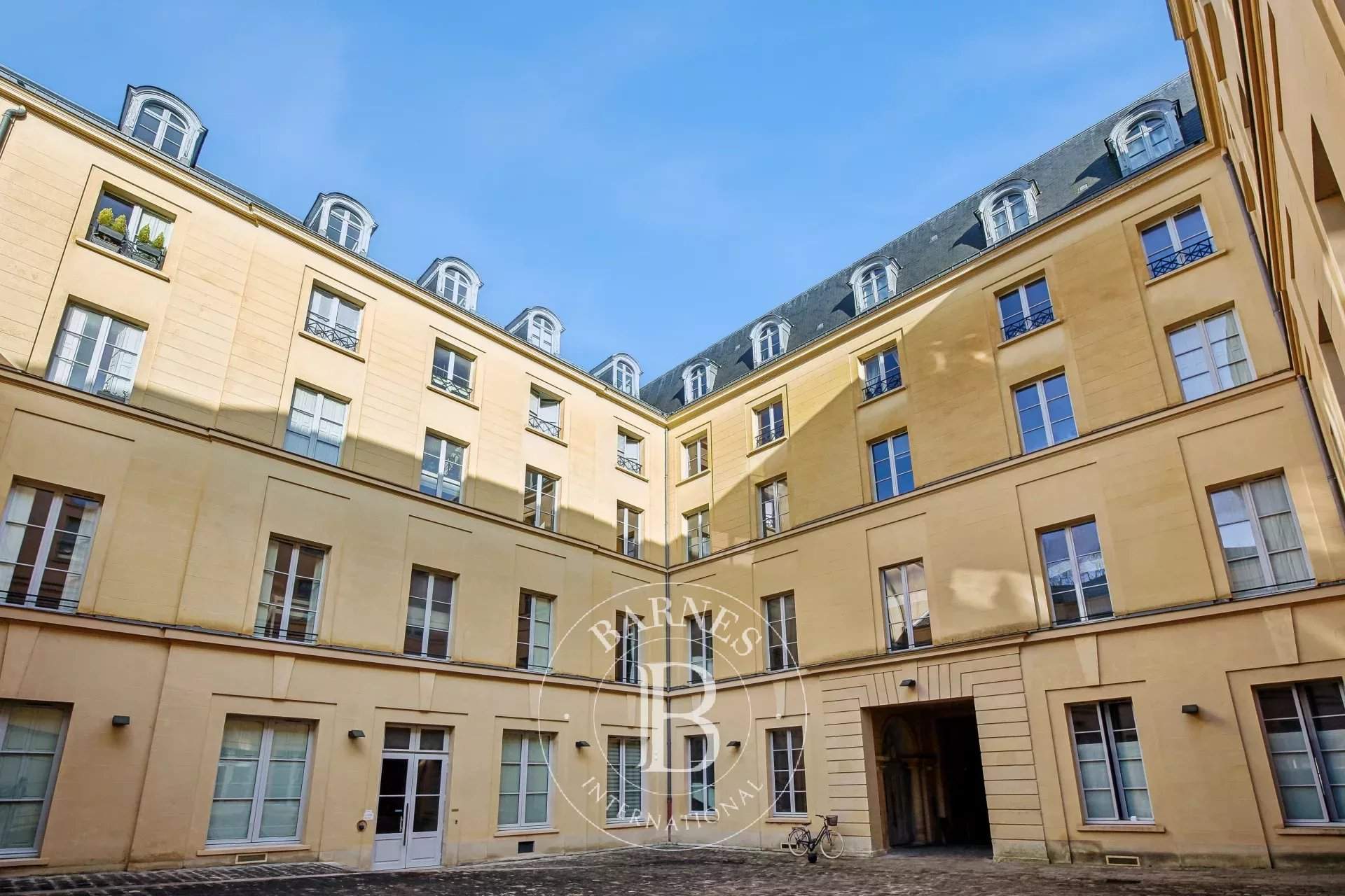 Versailles  - Apartment 2 Bedrooms - picture 5