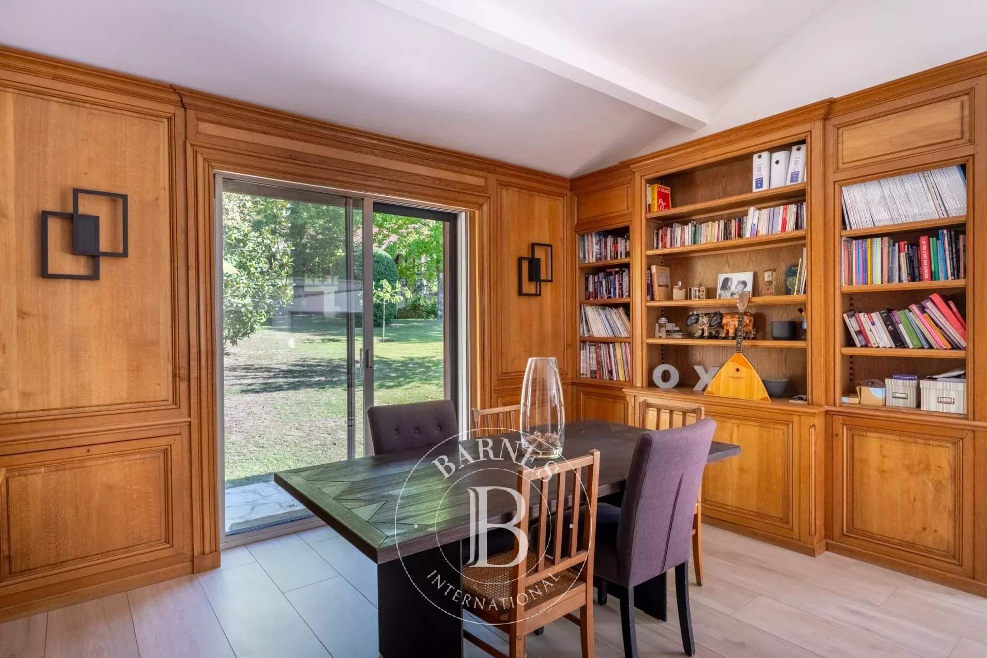 Louveciennes  - Maison 9 Pièces 5 Chambres - picture 10